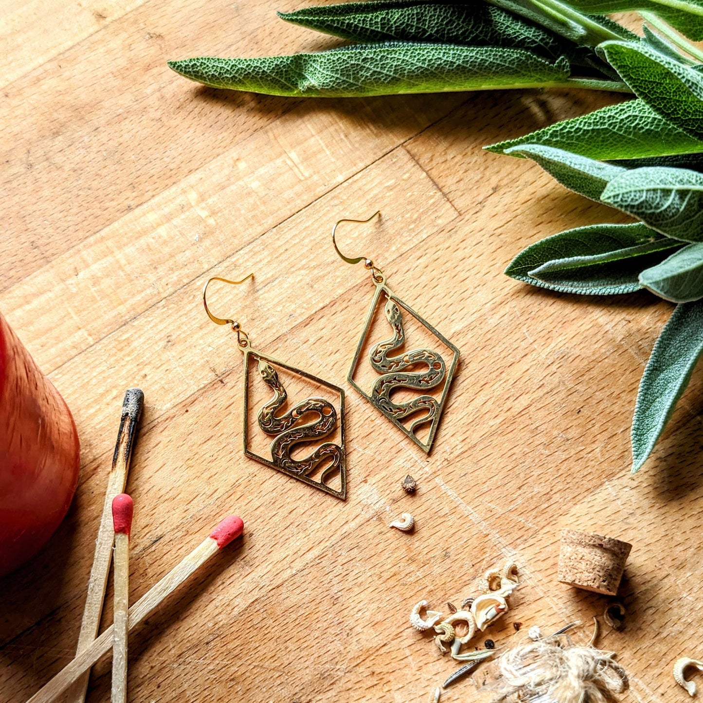Boucles d'oreilles avec motif serpent