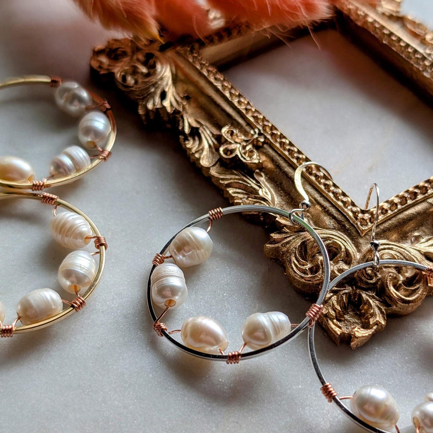 Wrapped pearl earrings with bi-metal detail