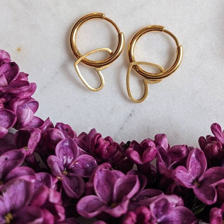 Boucles d'oreilles créoles en acier inoxydable avec pendentif cœur