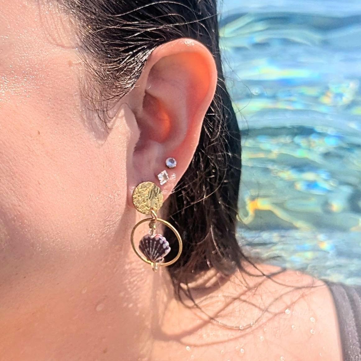 Boucles d'oreilles avec coquillage en céramique