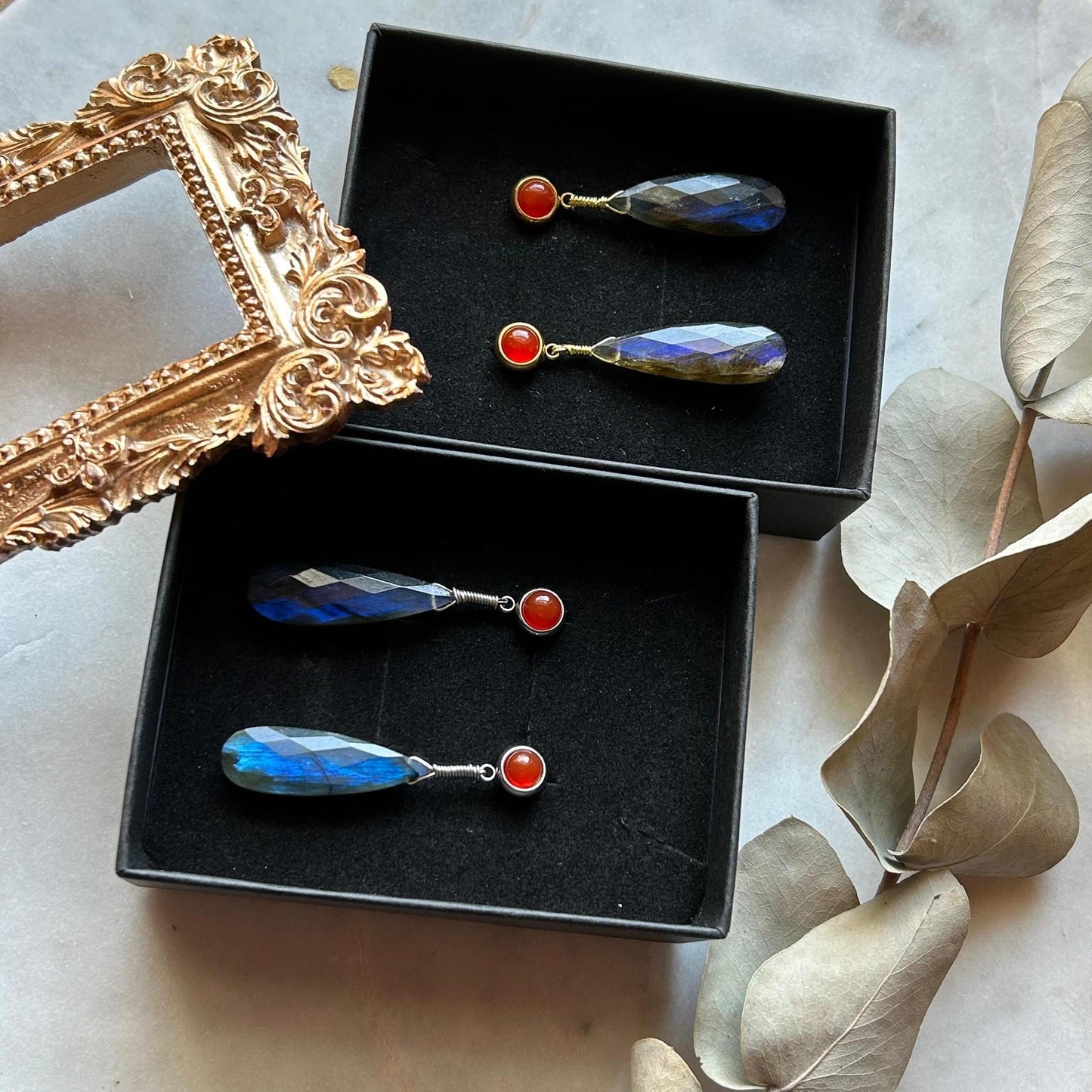 Boucles d'oreilles avec cornaline et labradorite