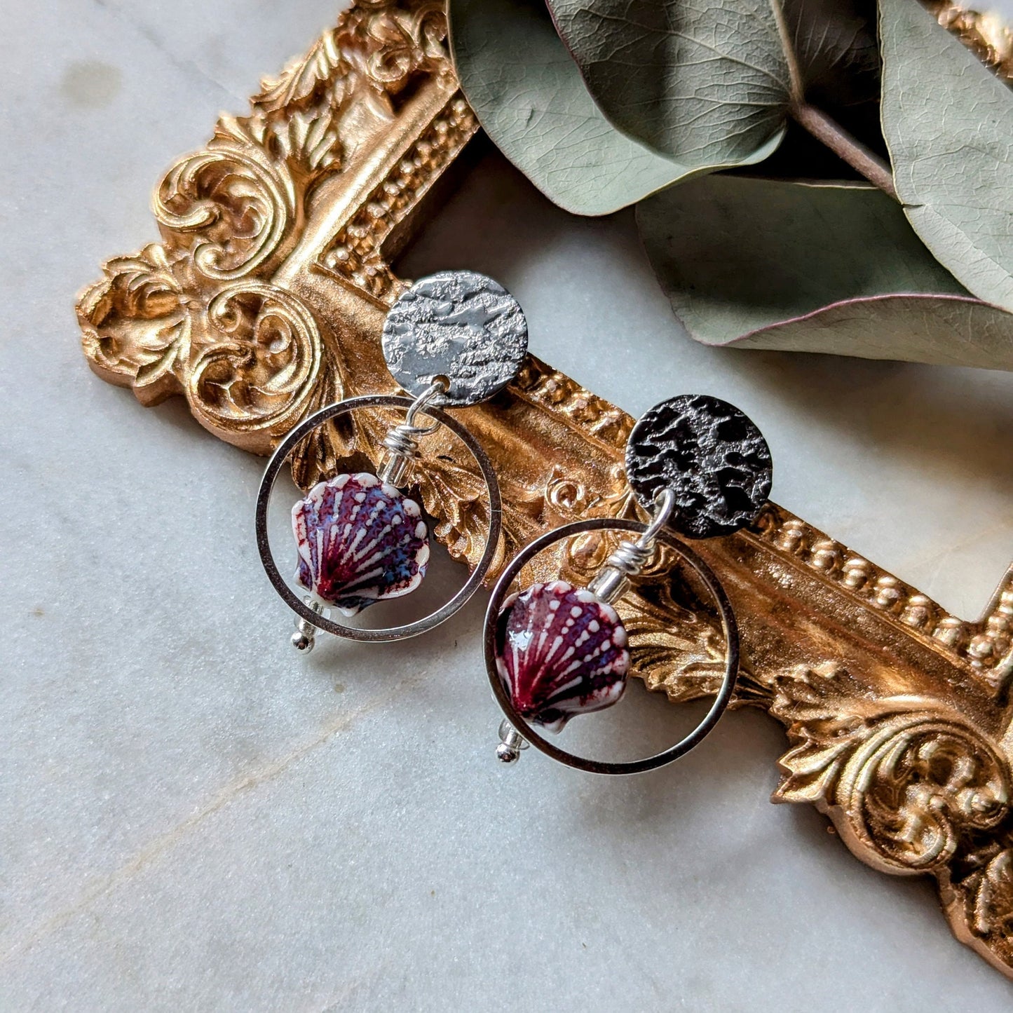 Boucles d'oreilles avec coquillage en céramique