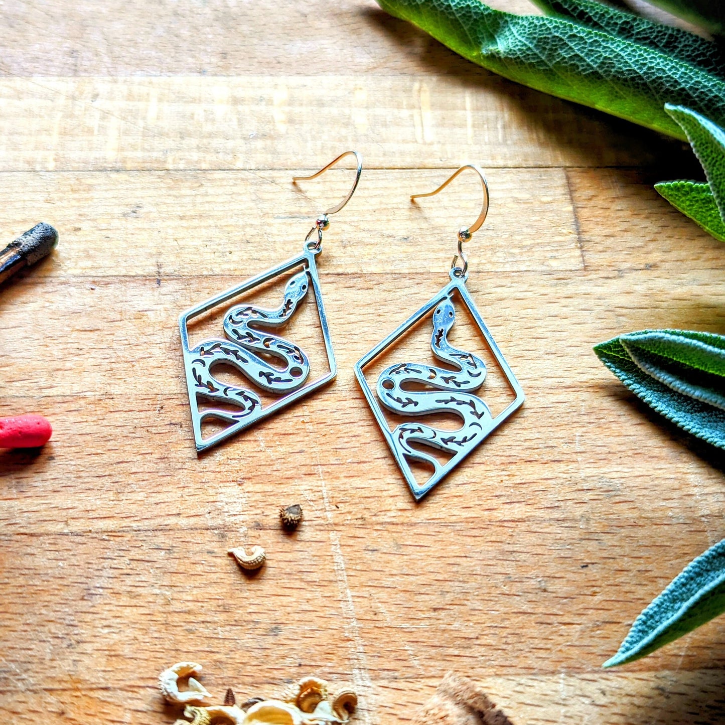 Boucles d'oreilles avec motif serpent