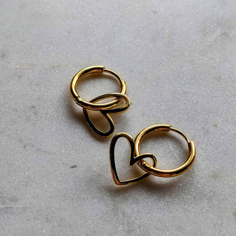 Boucles d'oreilles créoles en acier inoxydable avec pendentif cœur