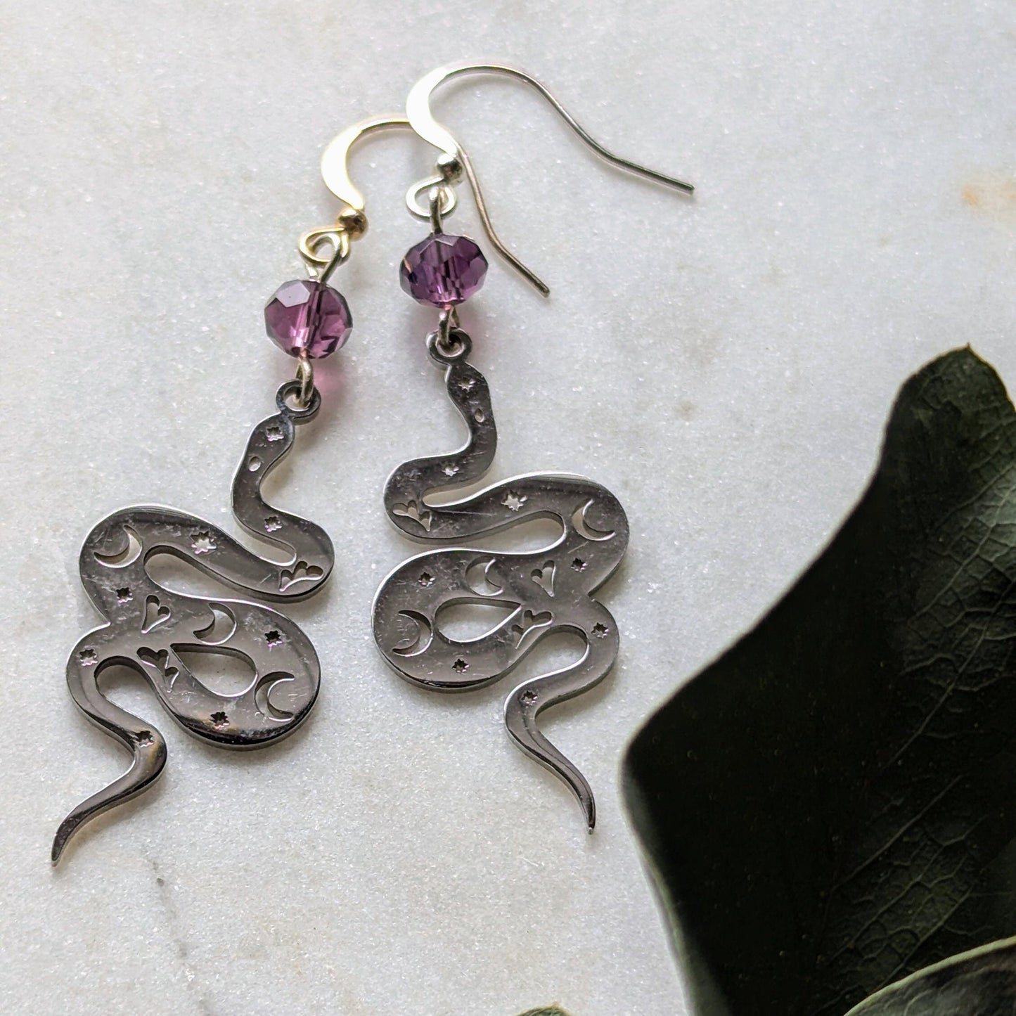 Boucles d'oreilles serpent avec perles de verre