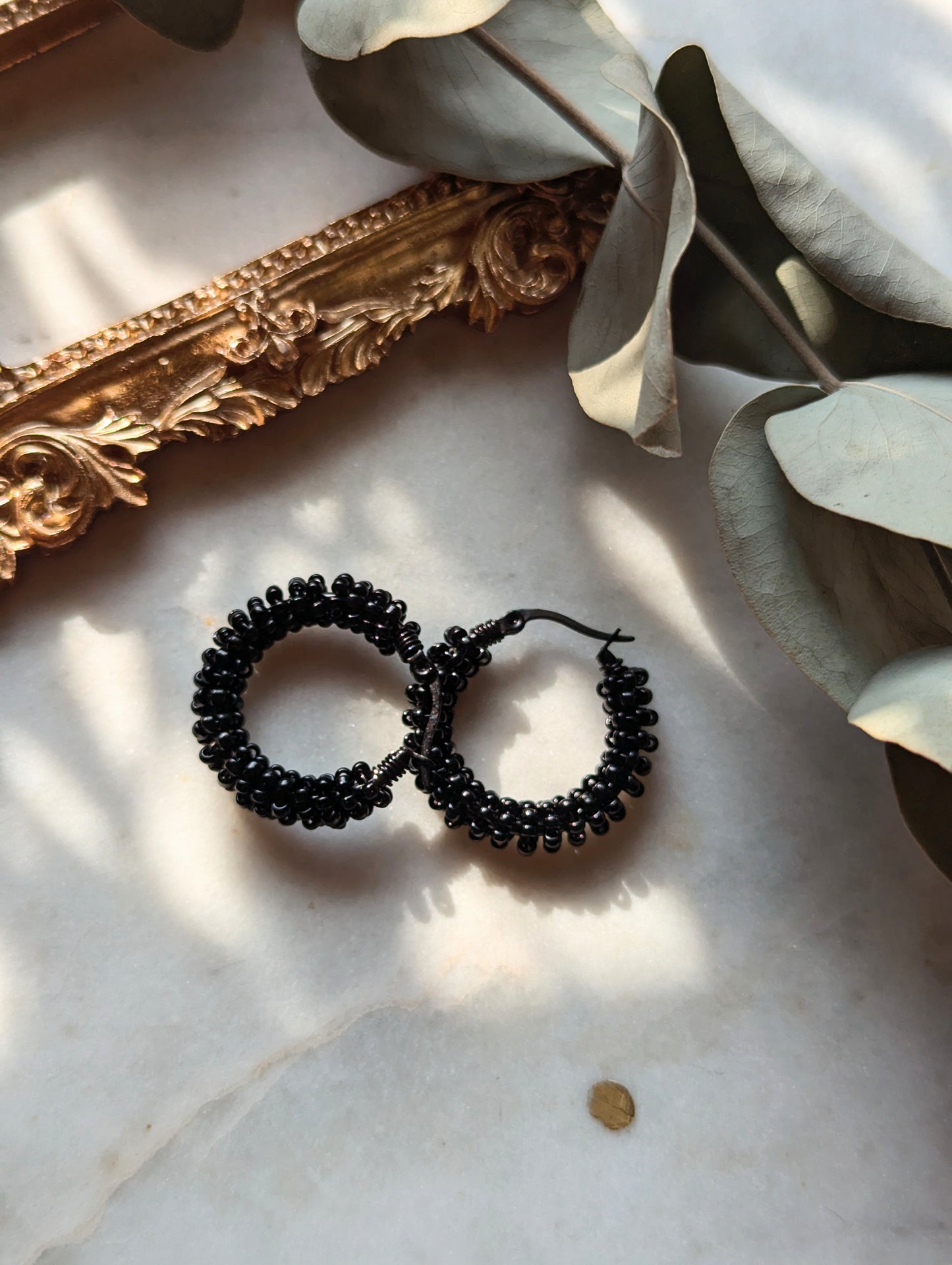 Boucles d'Oreilles Créoles Rocailles "Noir"