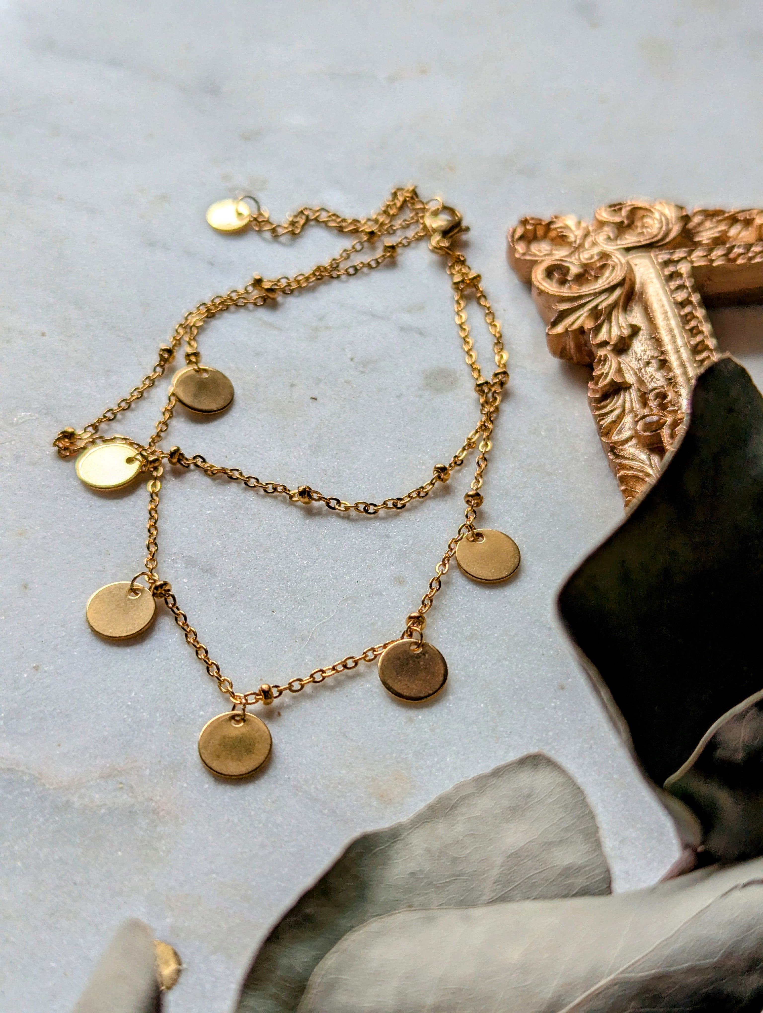 Edelstahl Fußkettchen – Zeitloser Knöchelschmuck für Alltag und Sommer