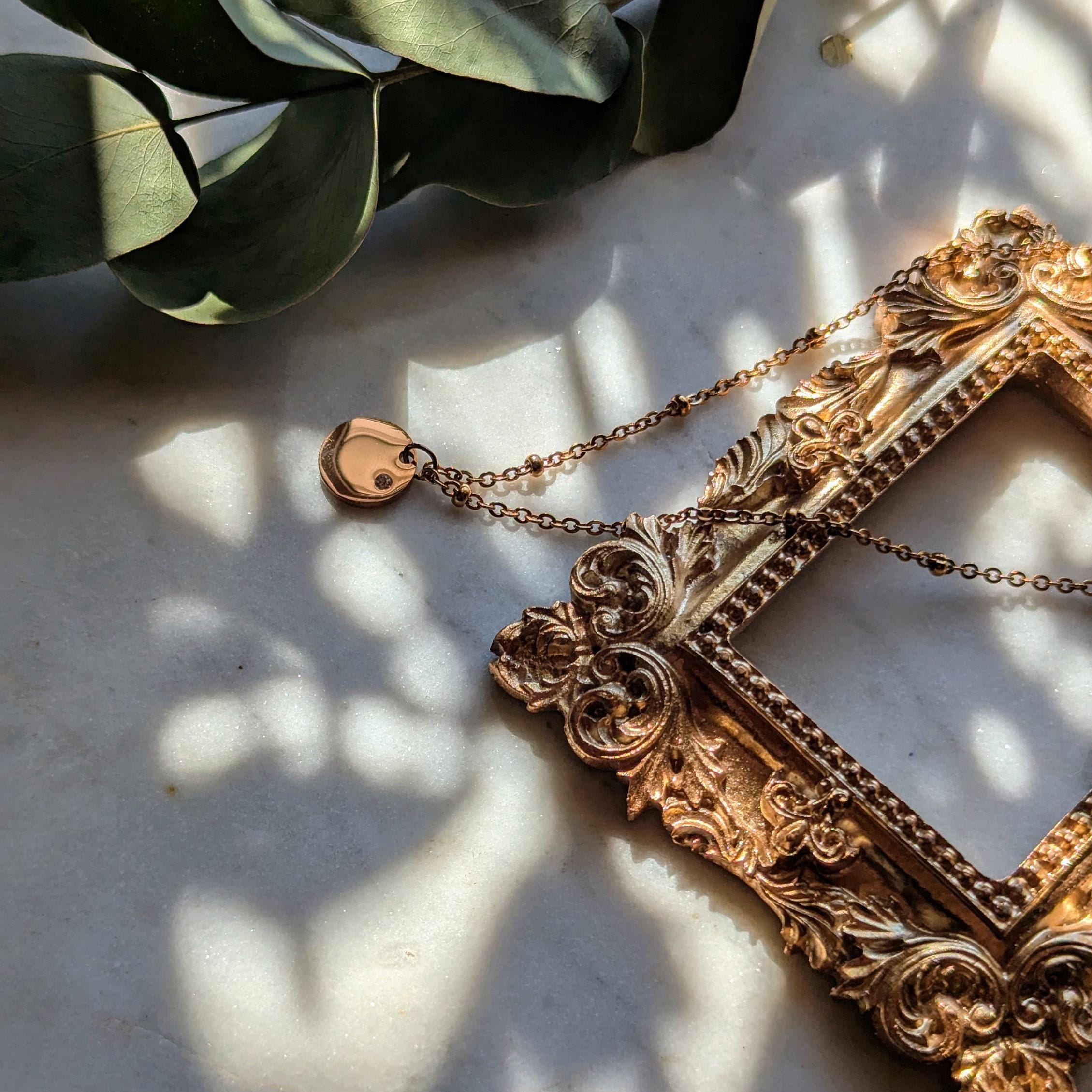 Satellitenkette mit Anhänger aus Edelstahl und Zirkonia