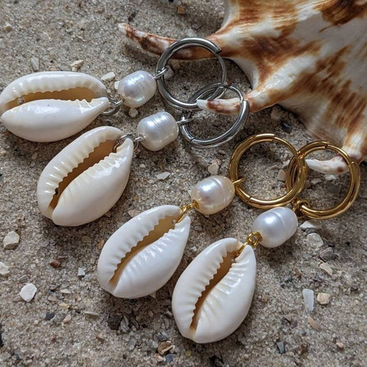 Shell earrings with freshwater pearl - Seaside Creoles