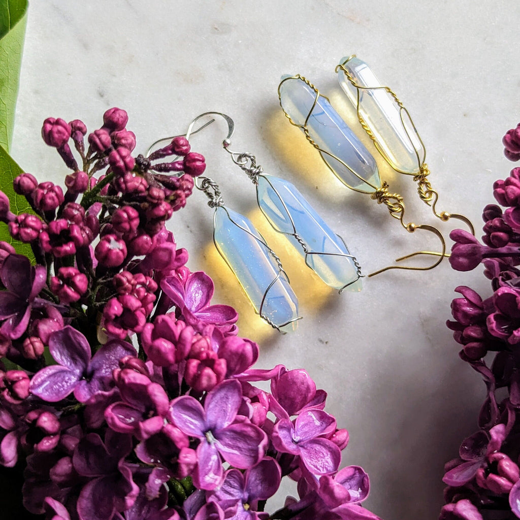 Ohrhänger "Opal Glow" – Opalglas Pendel & Edelstahl