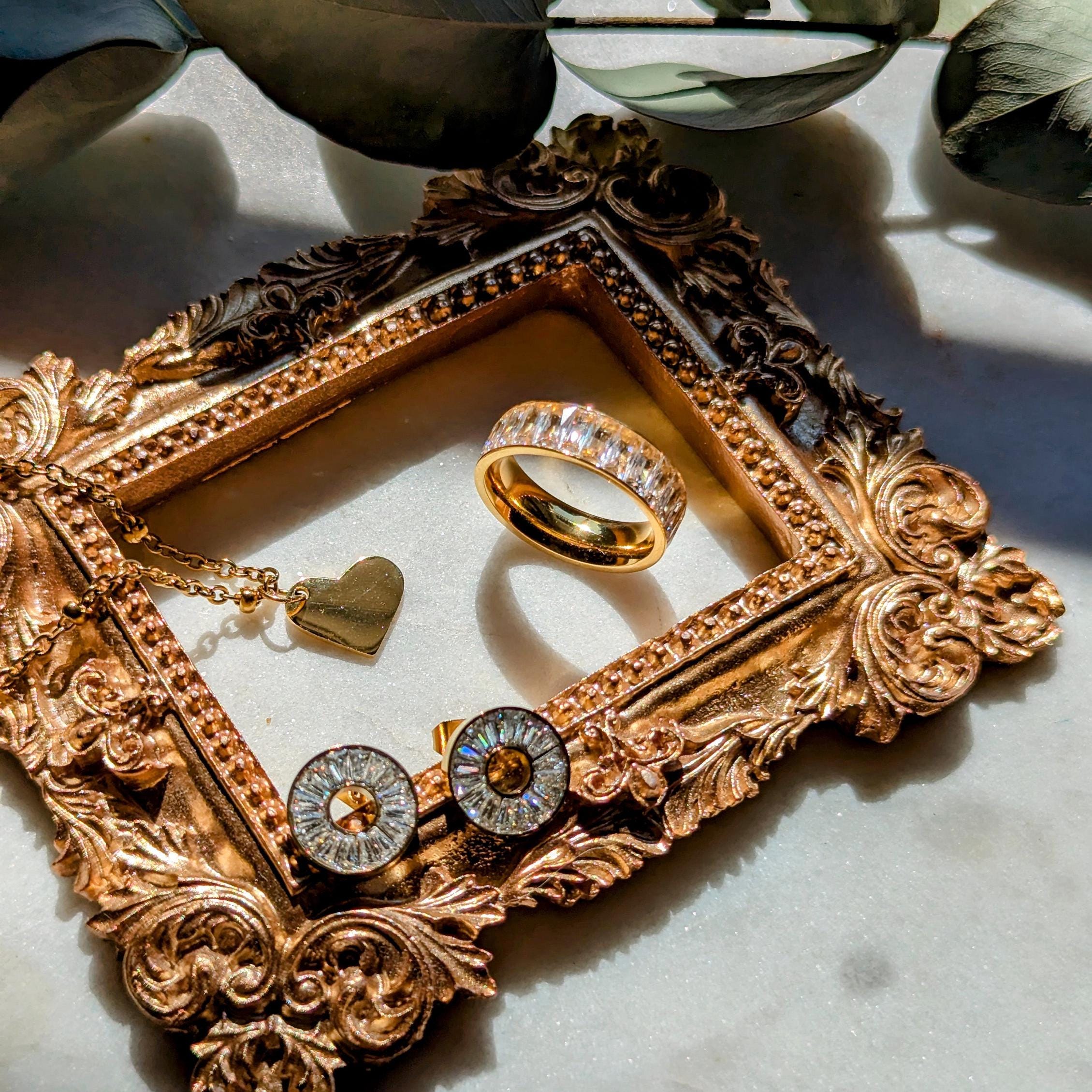 Satellitenkette mit Herzanhänger aus Edelstahl