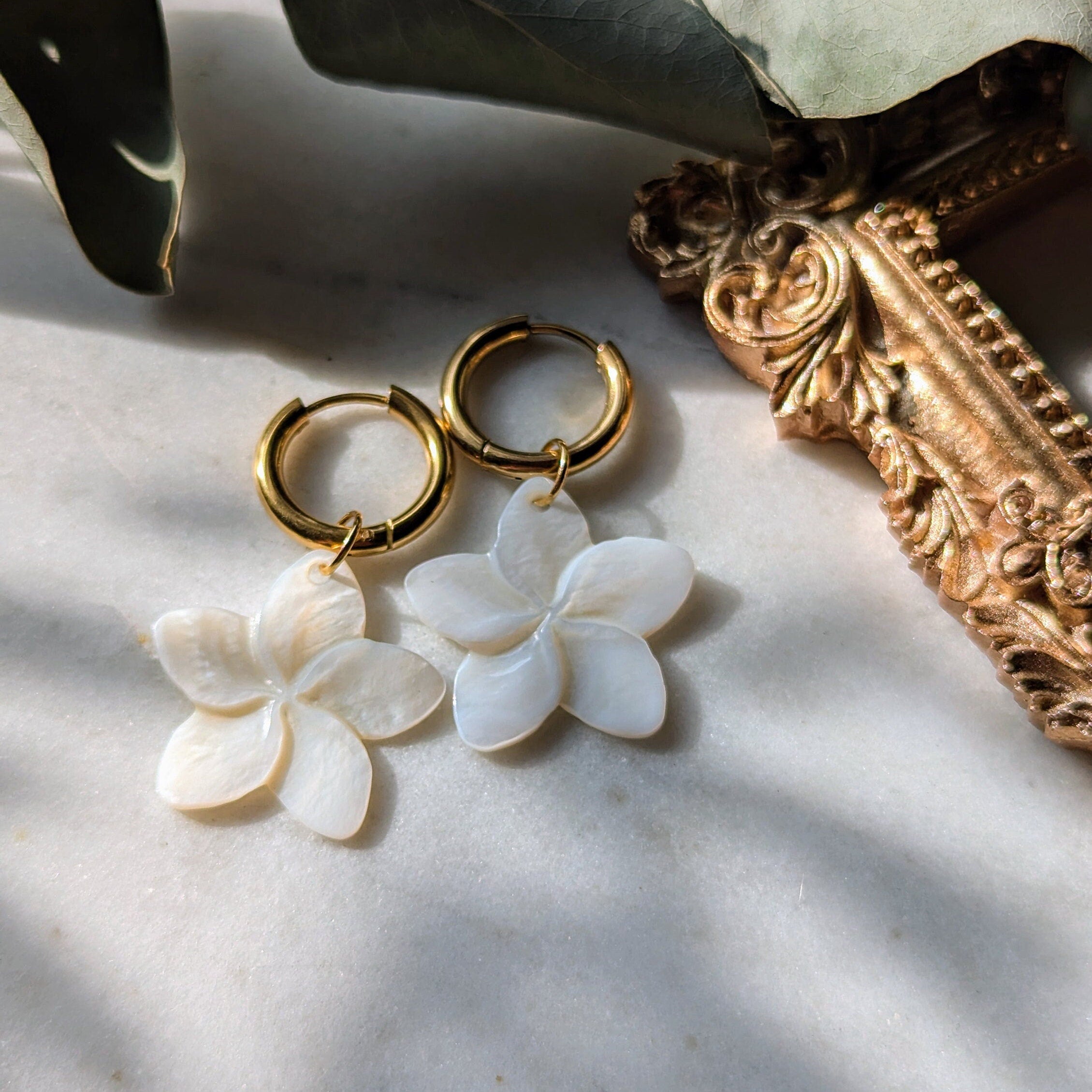 Hawaii Glow Creolen: Dein Sommer zum Tragen