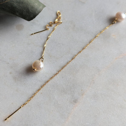 Boucles d'oreilles en fil de chaîne de Singapour avec perles d'eau douce