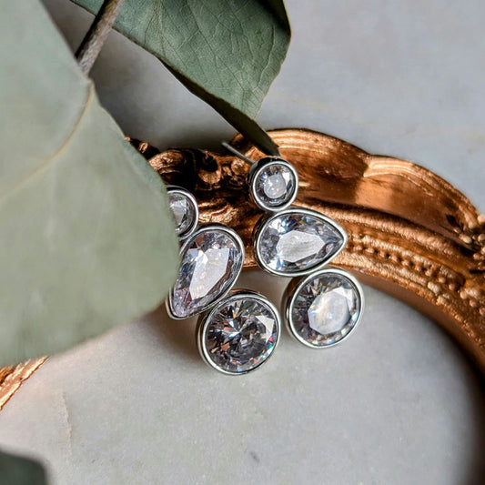 Zirconia stud earrings "Trio" - stud earrings made of zirconia with three stones