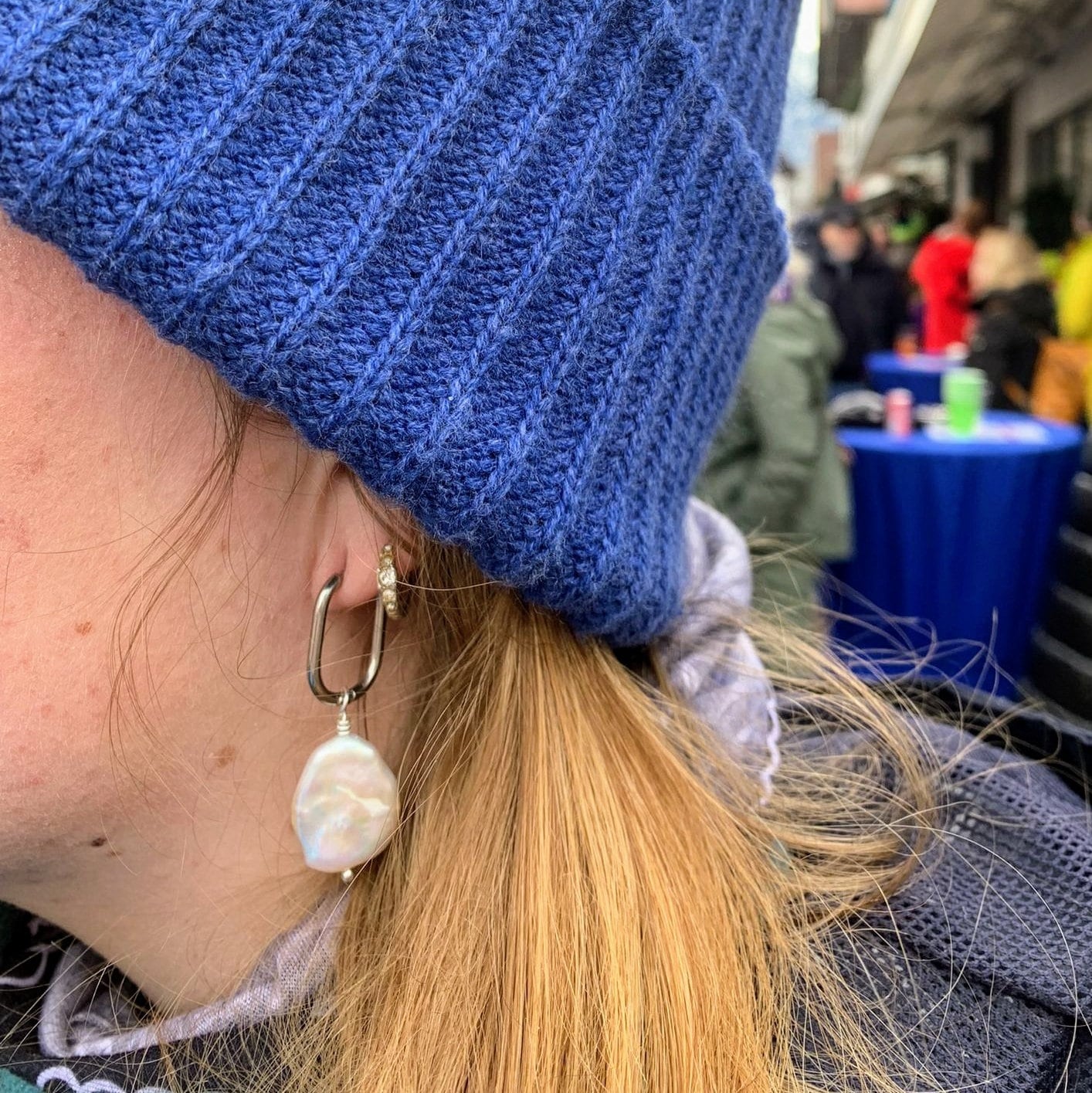 Creolen "Baroque Grandeur" – Edelstahl mit Großen Barockperlen