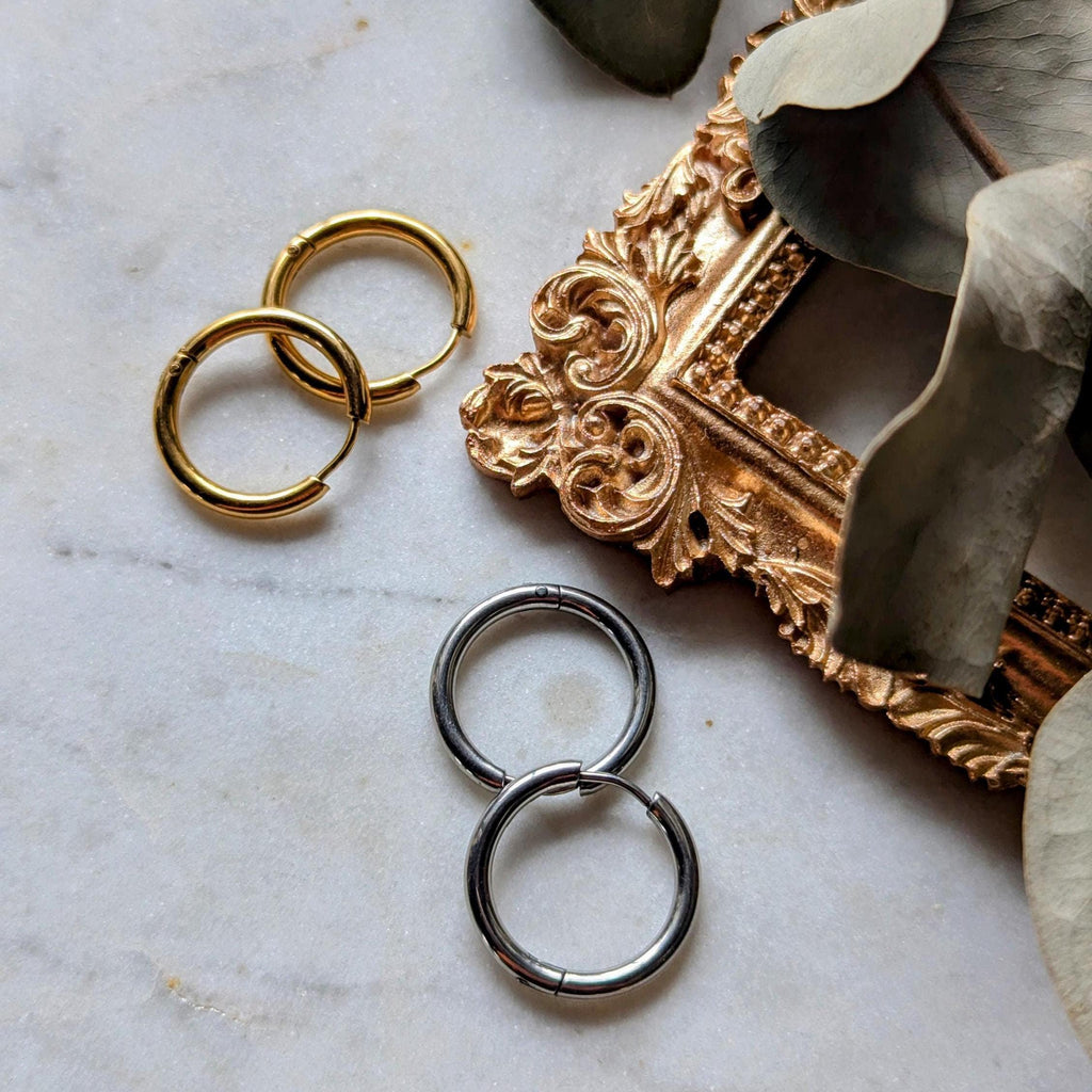 Waterproof stainless steel hoop earrings in two sizes