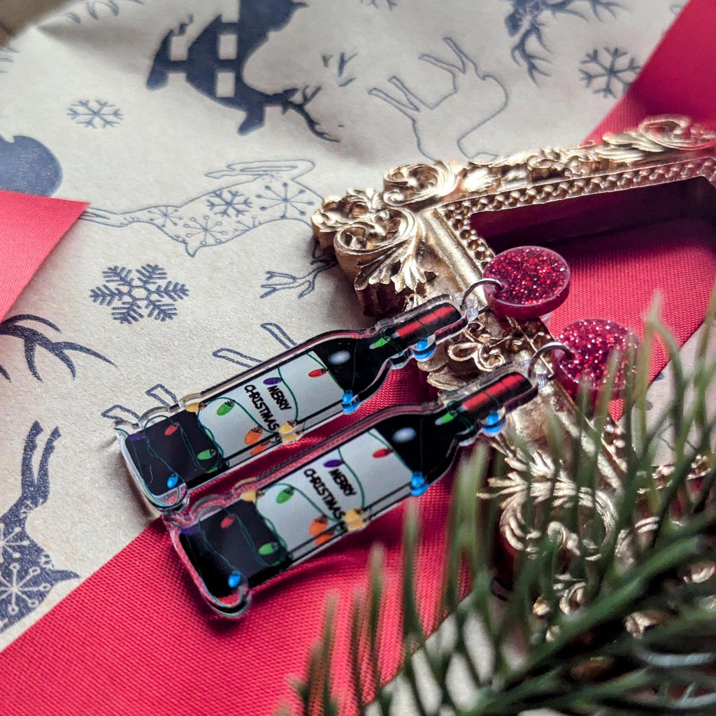 Ohrringe "Christmas-Cheers" – mit Weinflasche & Lichterkette