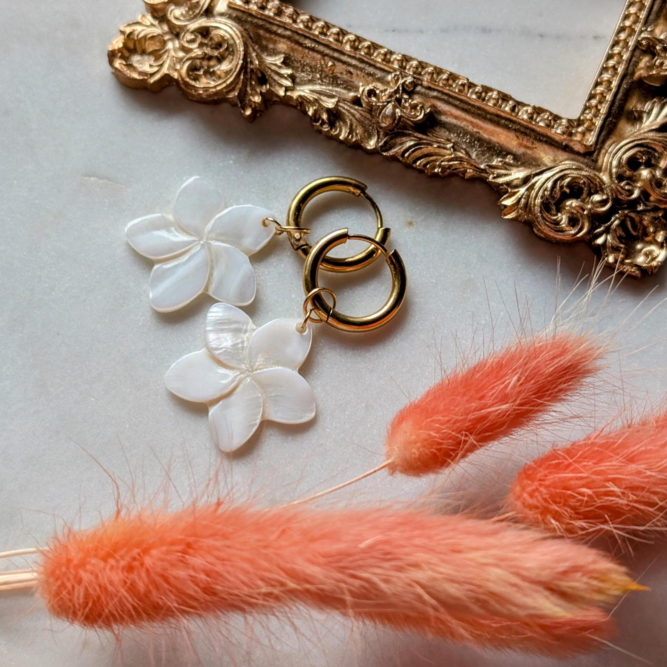 Hawaii Glow Creolen: Dein Sommer zum Tragen