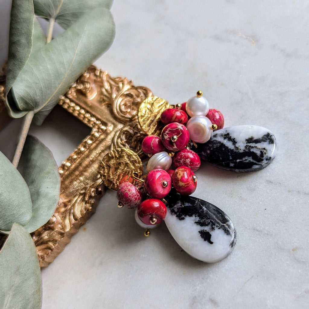 Boucles d'oreilles en turquoise Buffalo avec grappe de perles d'eau douce et de sédiments