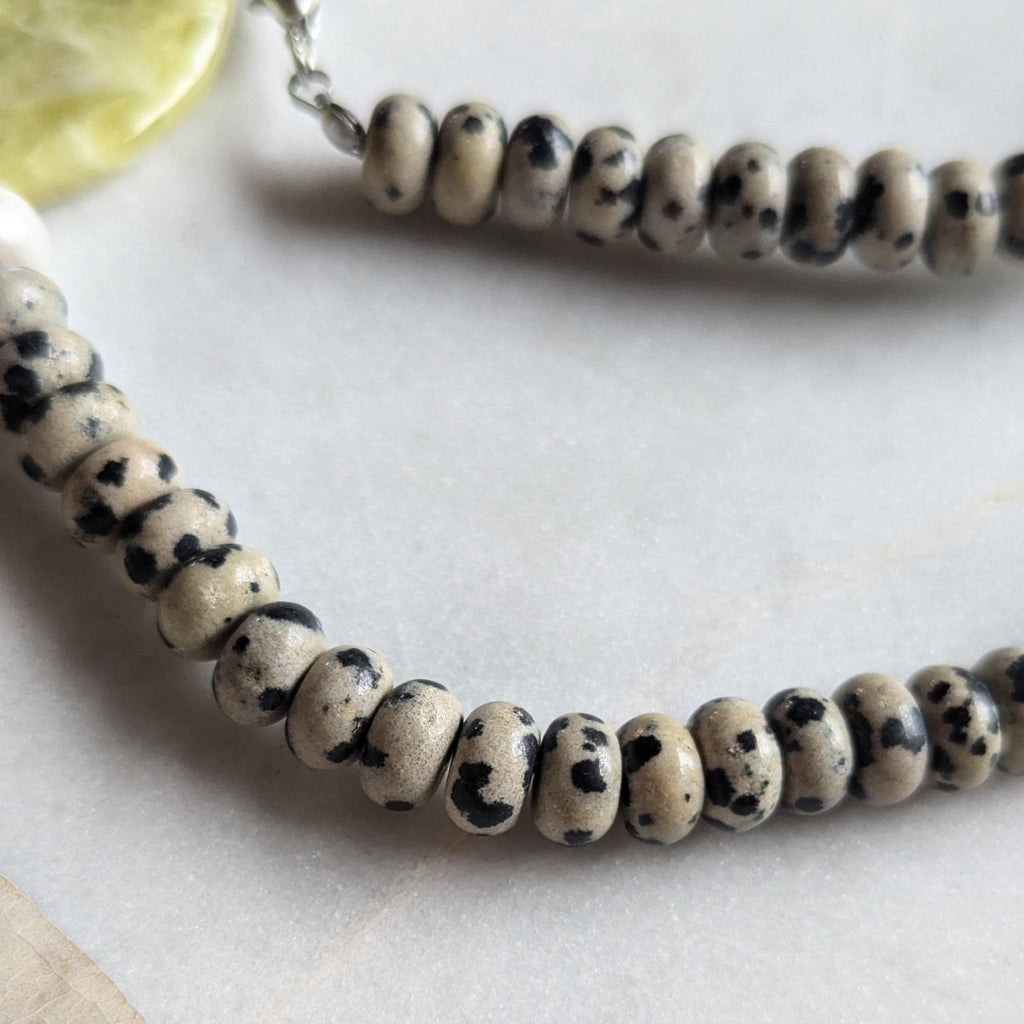 Handgemachte Halskette aus dalmatiner Jaspis und Serpentin