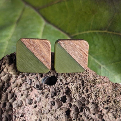 Square earrings made of colorful resin and wood