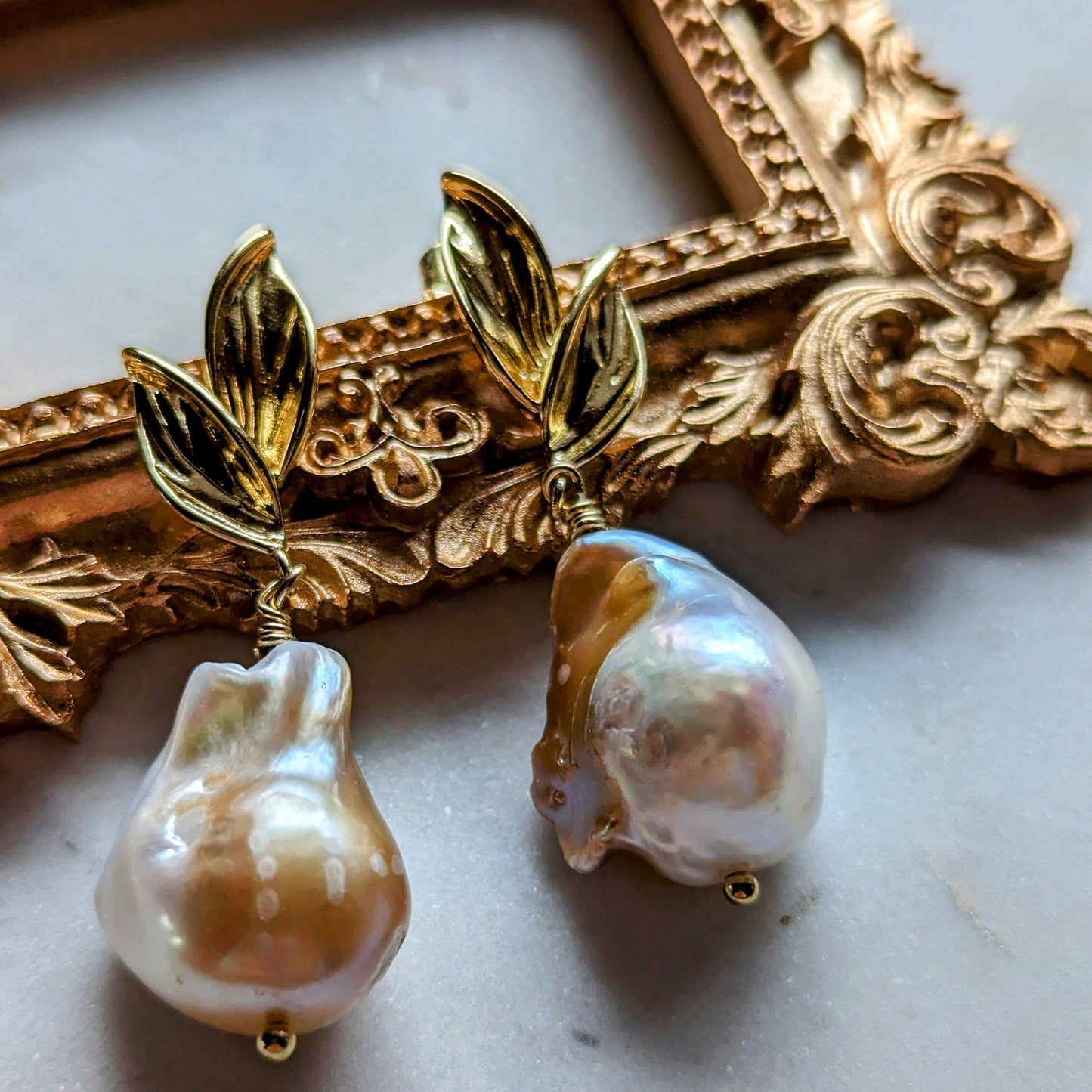 Boucles d'oreilles en perles baroques Flameball