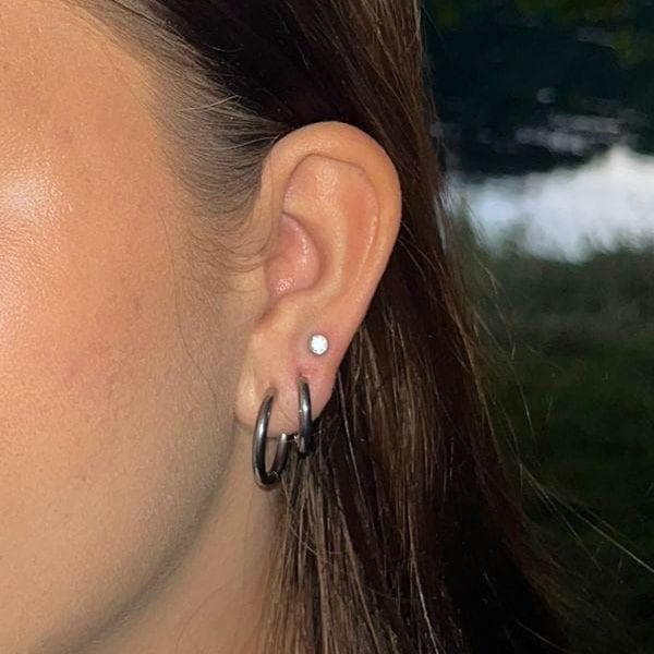 Waterproof stainless steel hoop earrings in two sizes