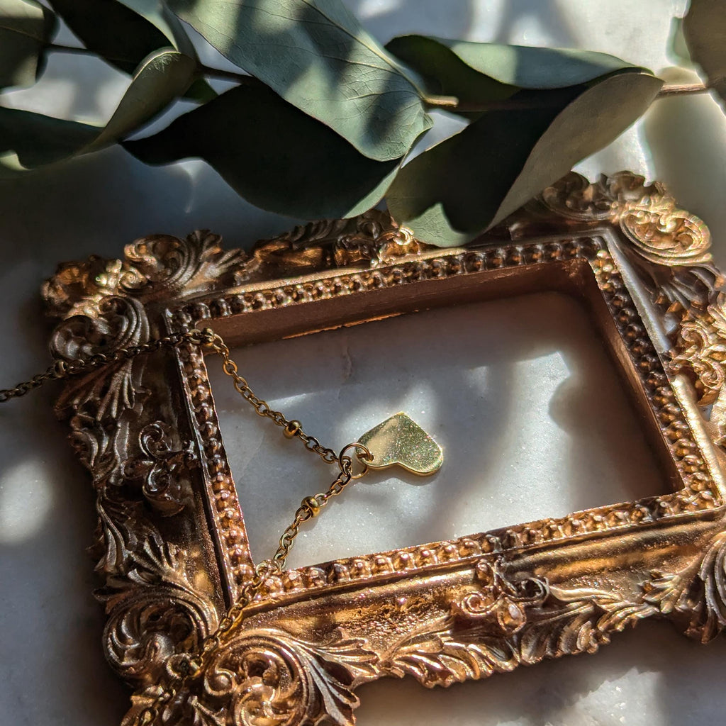 Satellitenkette mit Herzanhänger aus Edelstahl