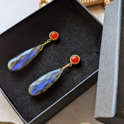 Boucles d'oreilles avec cornaline et labradorite
