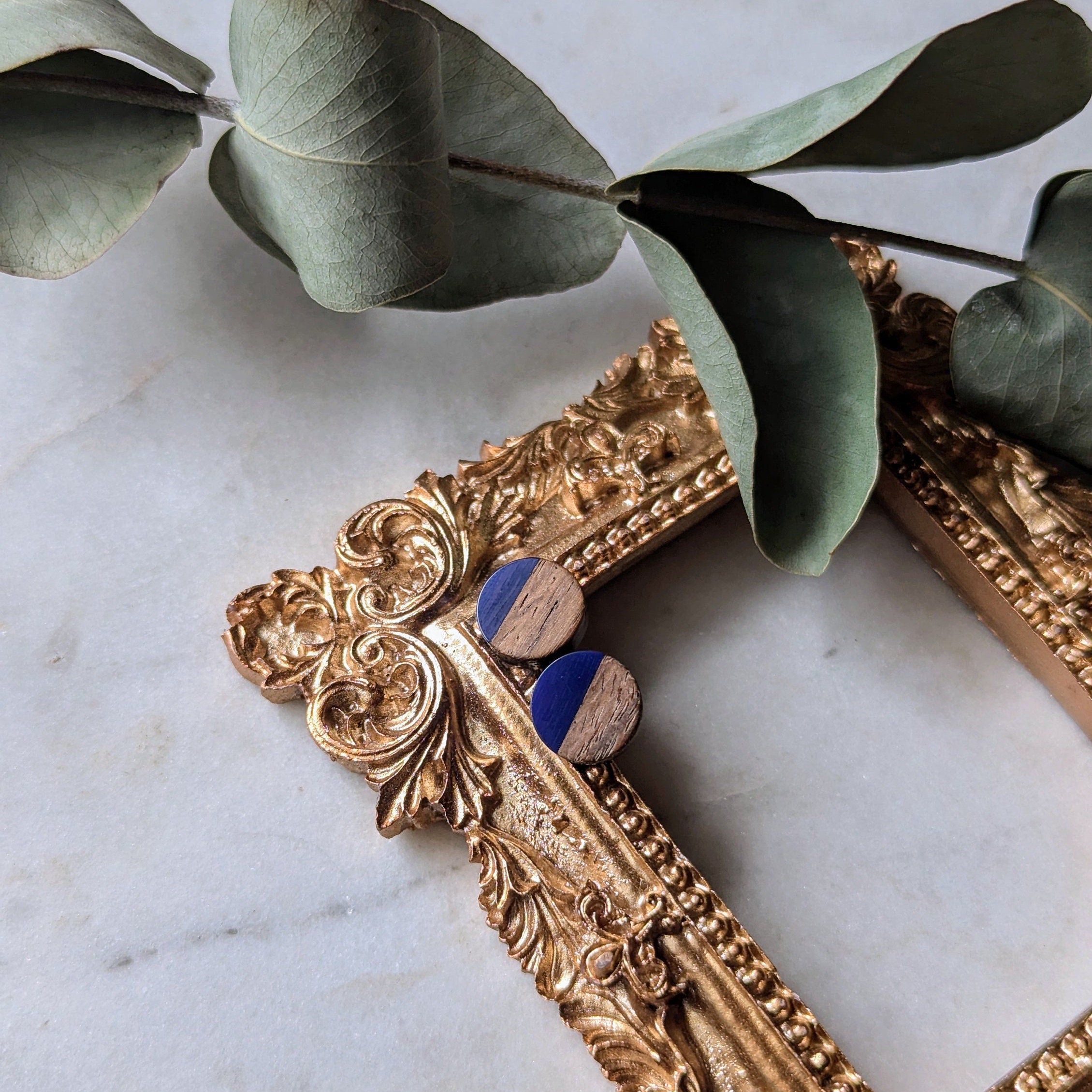 Runde Ohrstecker "Resin Glow" – Holz & Epoxidharz (SALE!)