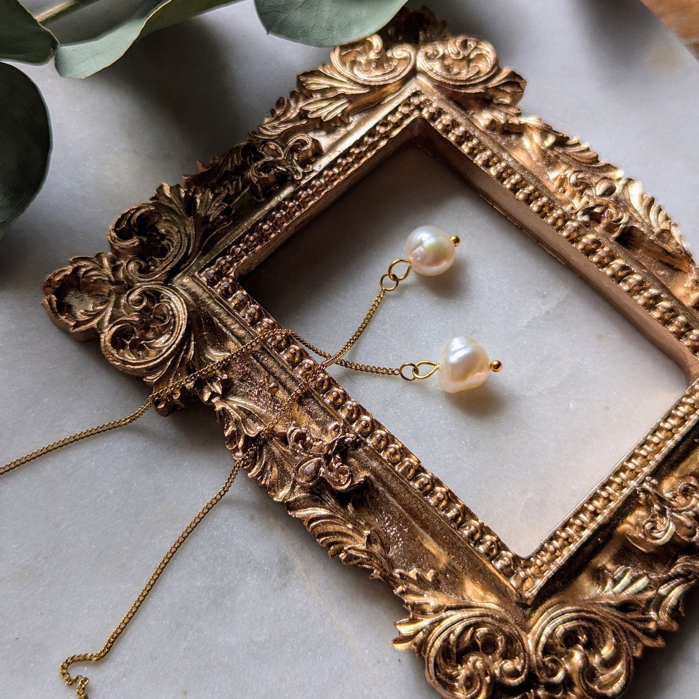 Fadenohrringe "Pearl Stream" – Süßwasserperlen & Edelstahl