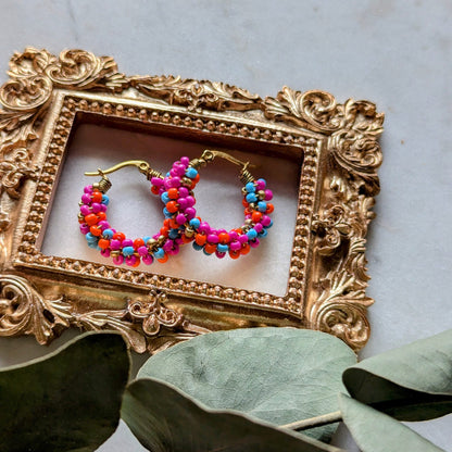 Color Wraps Creolen "Carnival Glow" – Gold & Bunte Rocailles