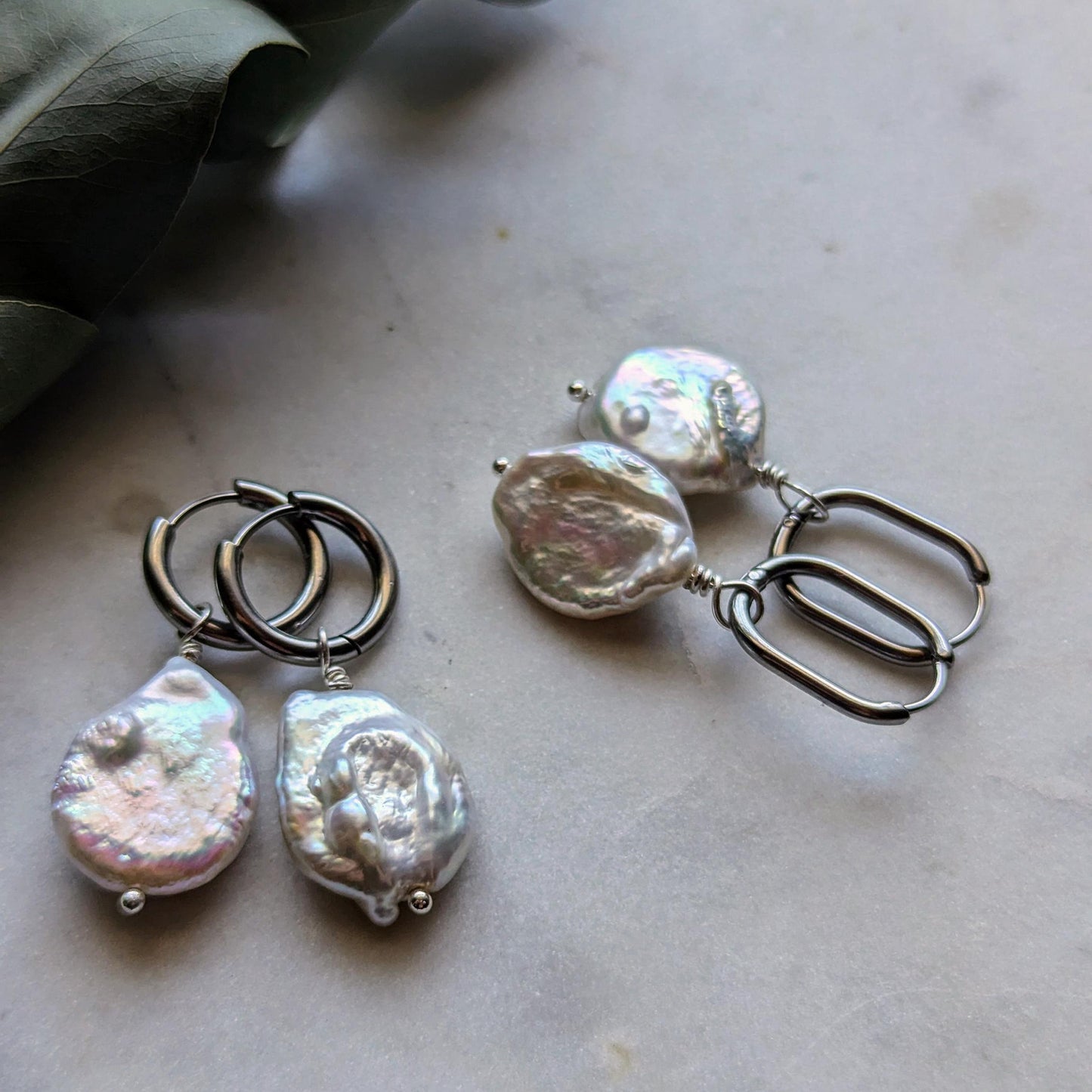 Hoop earrings with large baroque pearls