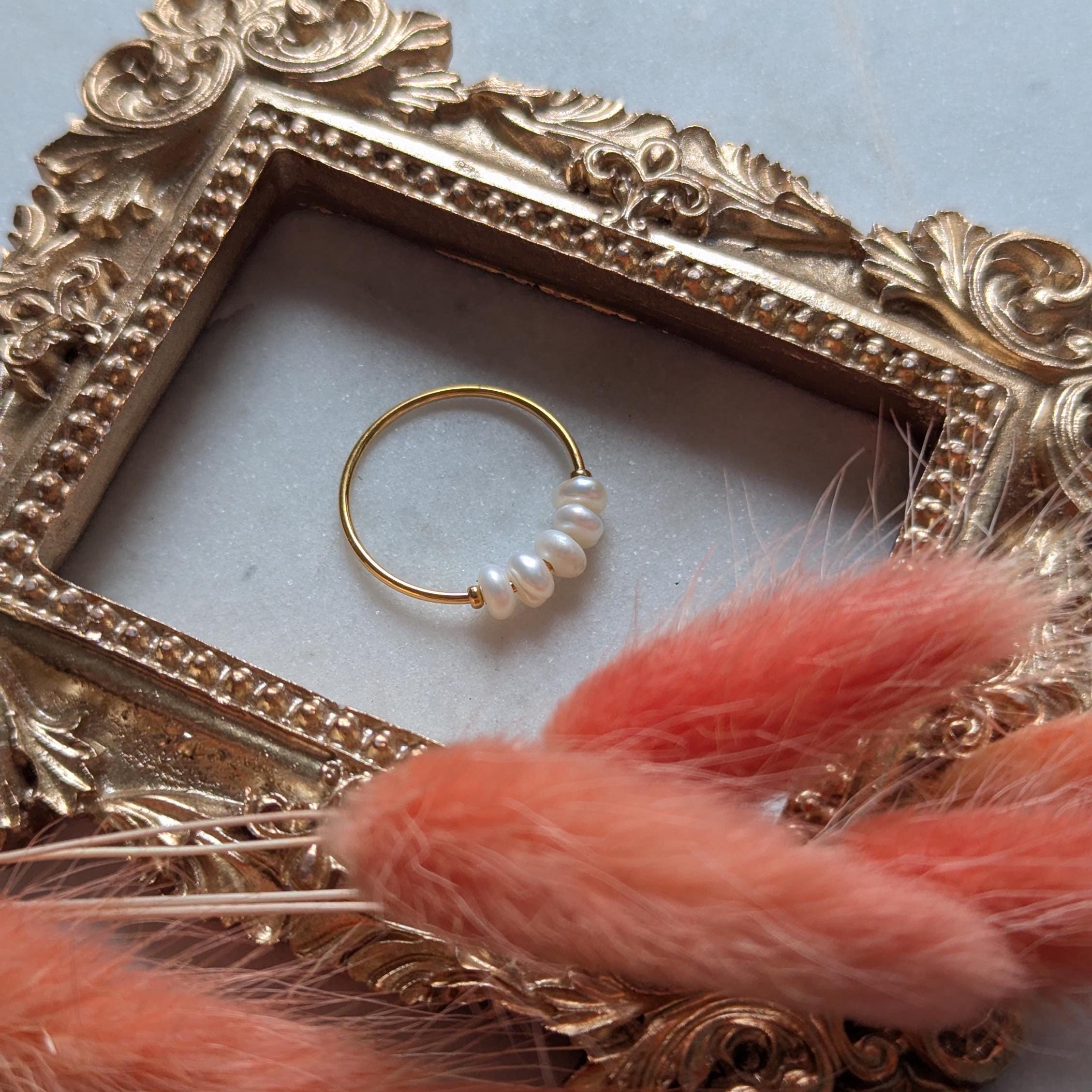 Perlenring "Sweetpea" – Edelstahl mit Süßwasserperlen