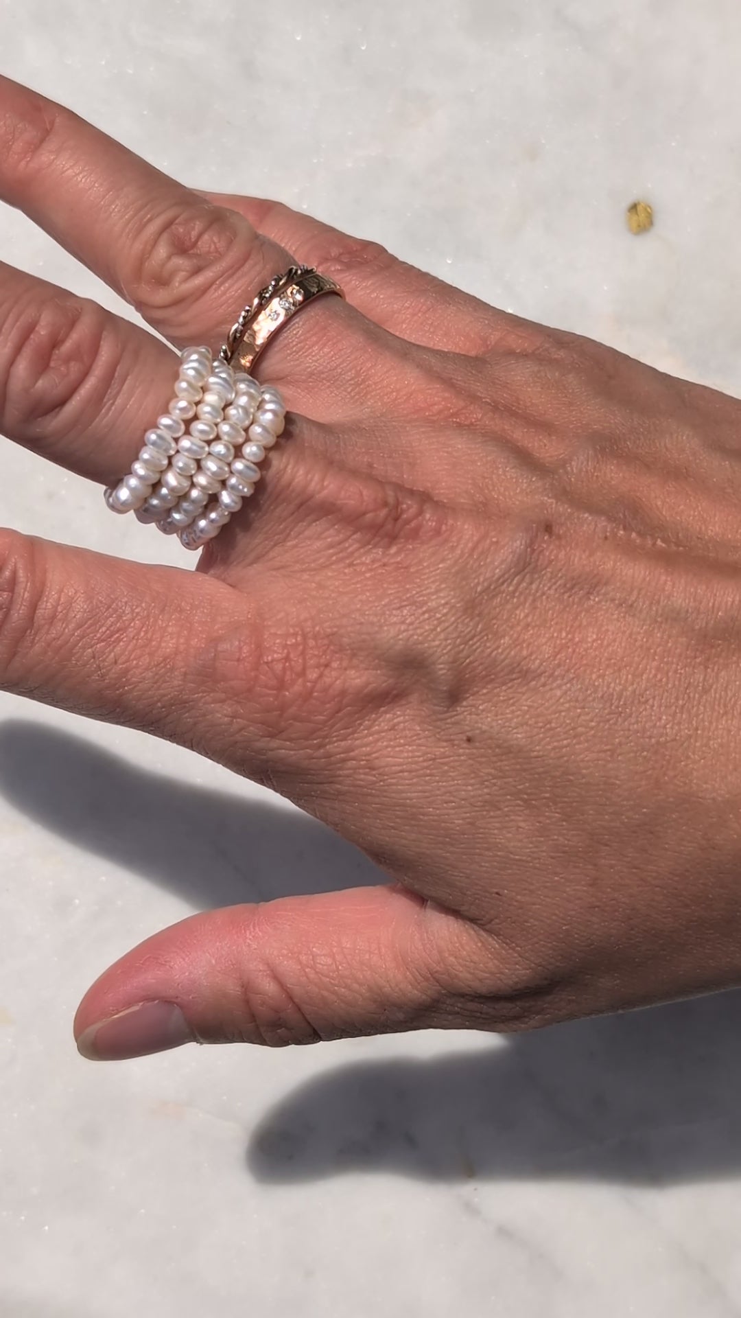Elastischer Perlenring "Luna"