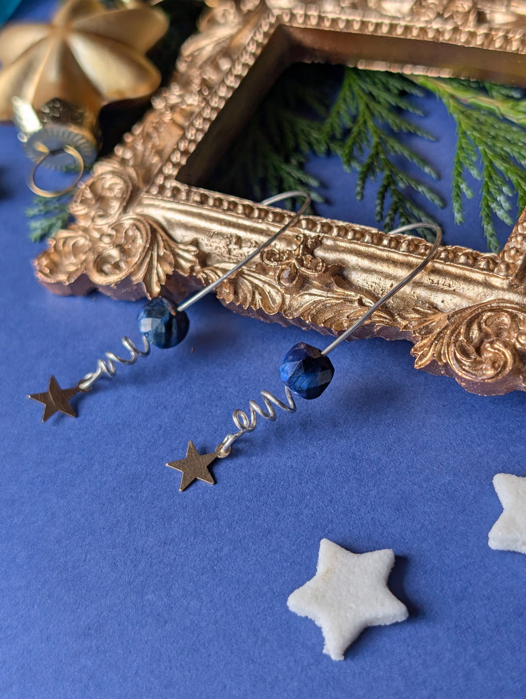 Ohrhänger Polaris - Silber & Gold mit Sternen und Tigerauge