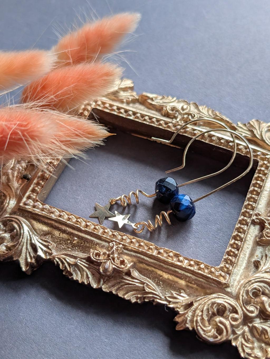 Ohrhänger Polaris - Silber & Gold mit Sternen und Tigerauge