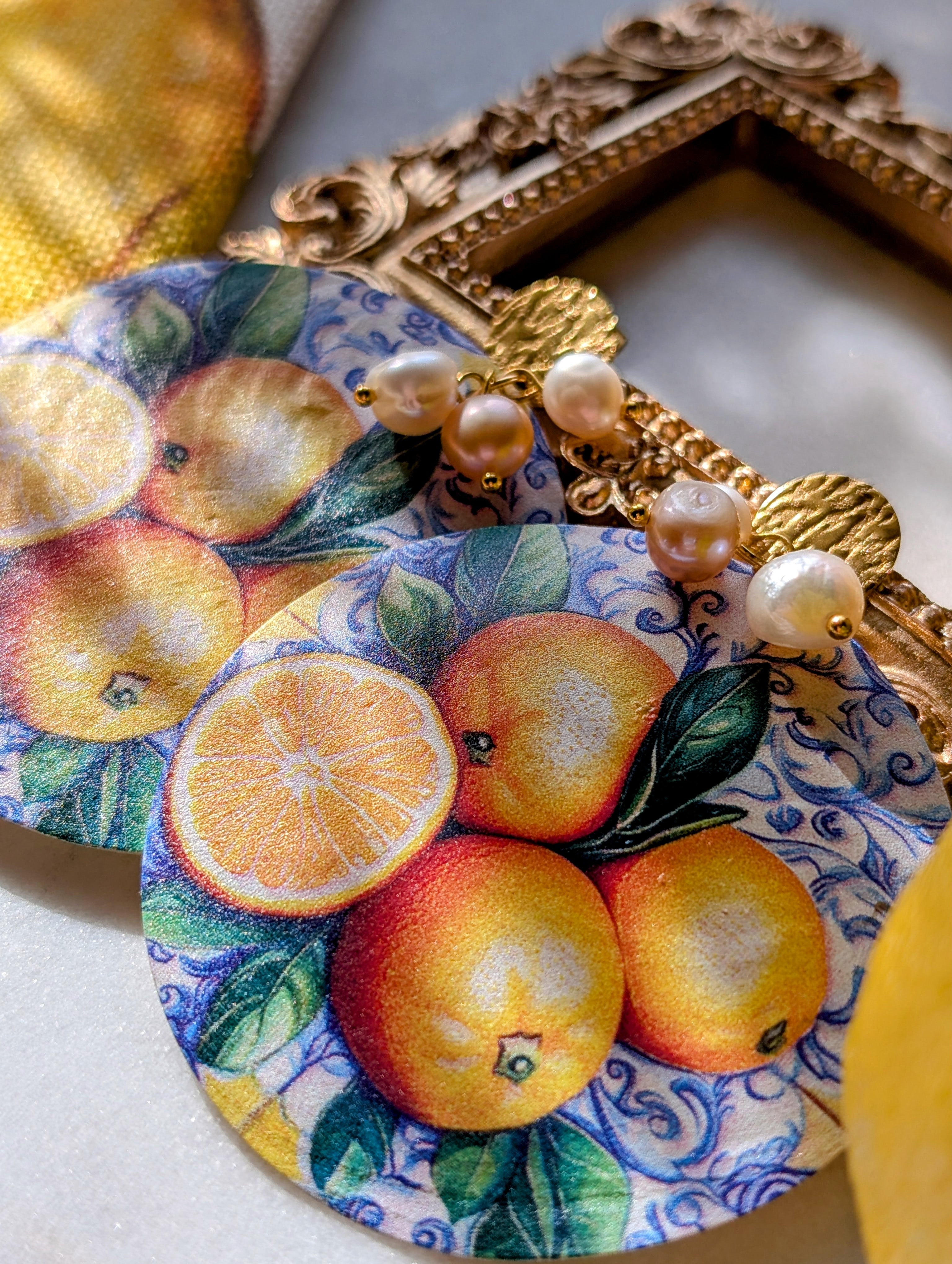 Luce di Amalfi – „Das Licht von Amalfi“ - Ohrringe aus Perlmutt mit Zitronenmuster