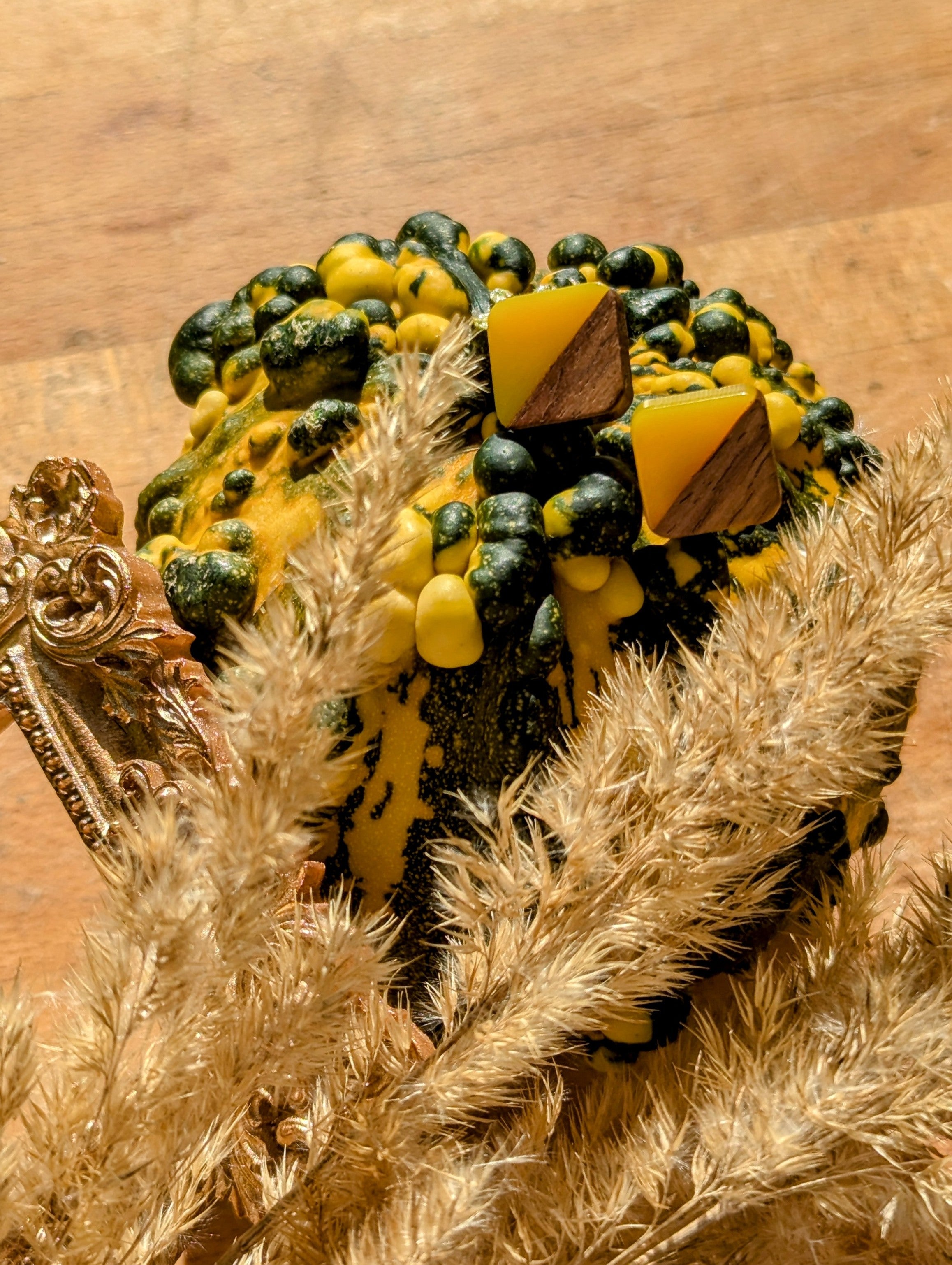 Viereckige Ohrstecker Colourblock Wood  aus buntem Resin und Holz