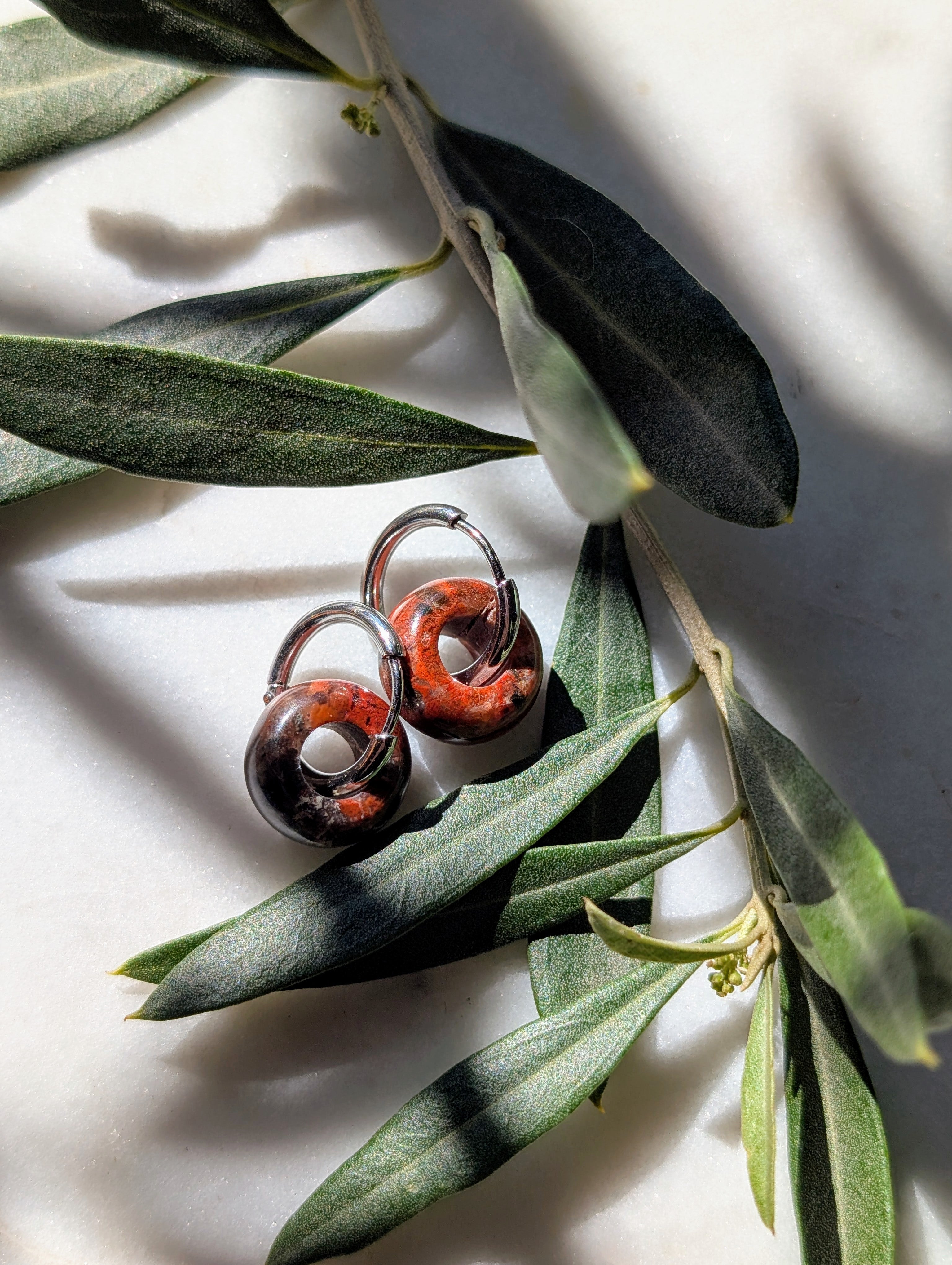 Creolen mit Edelstein Loop - Roter Jaspis