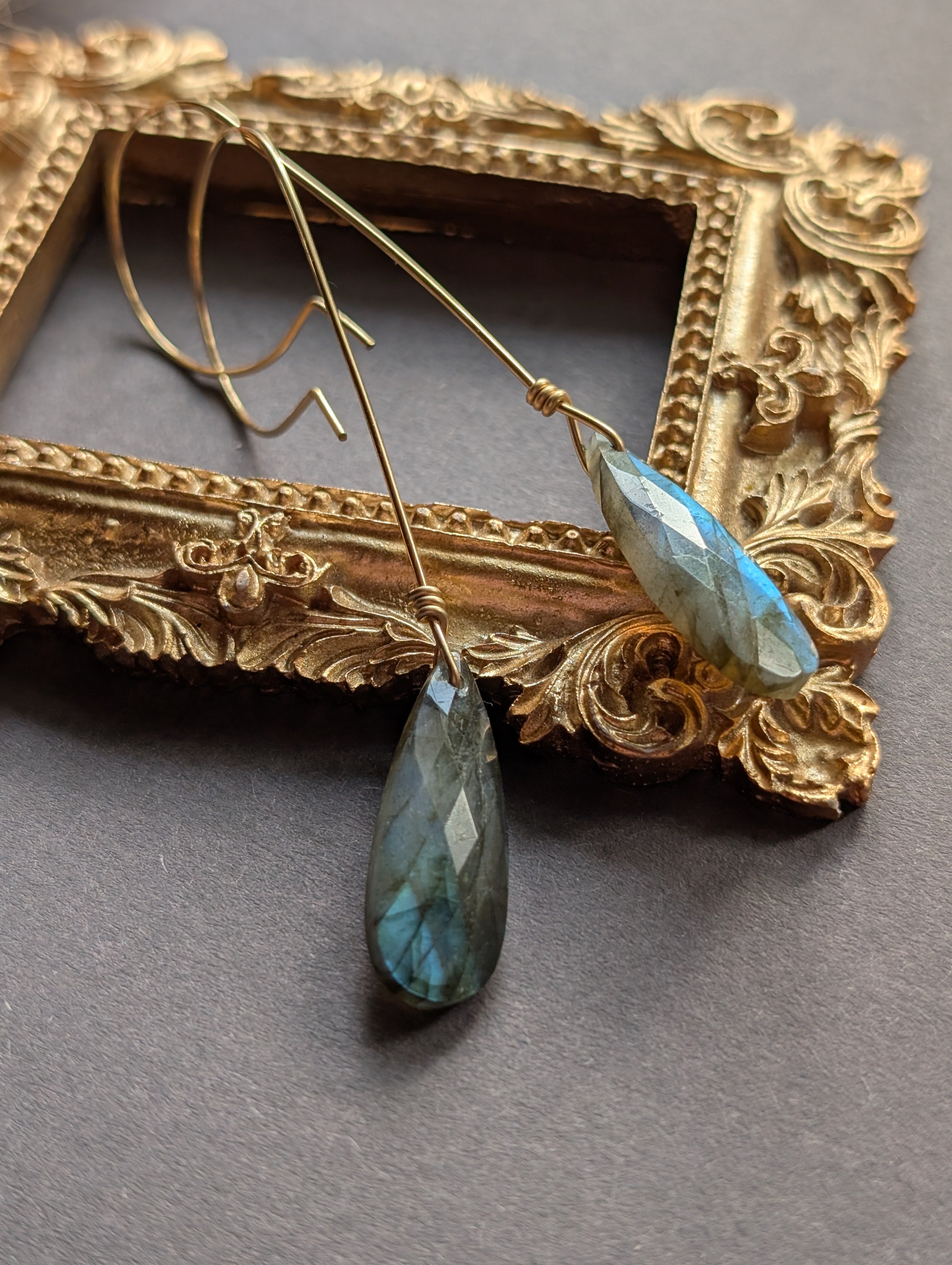 Ohrhänger "Velvet Briolettes" - Lange Ohrhänger mit Labradorit