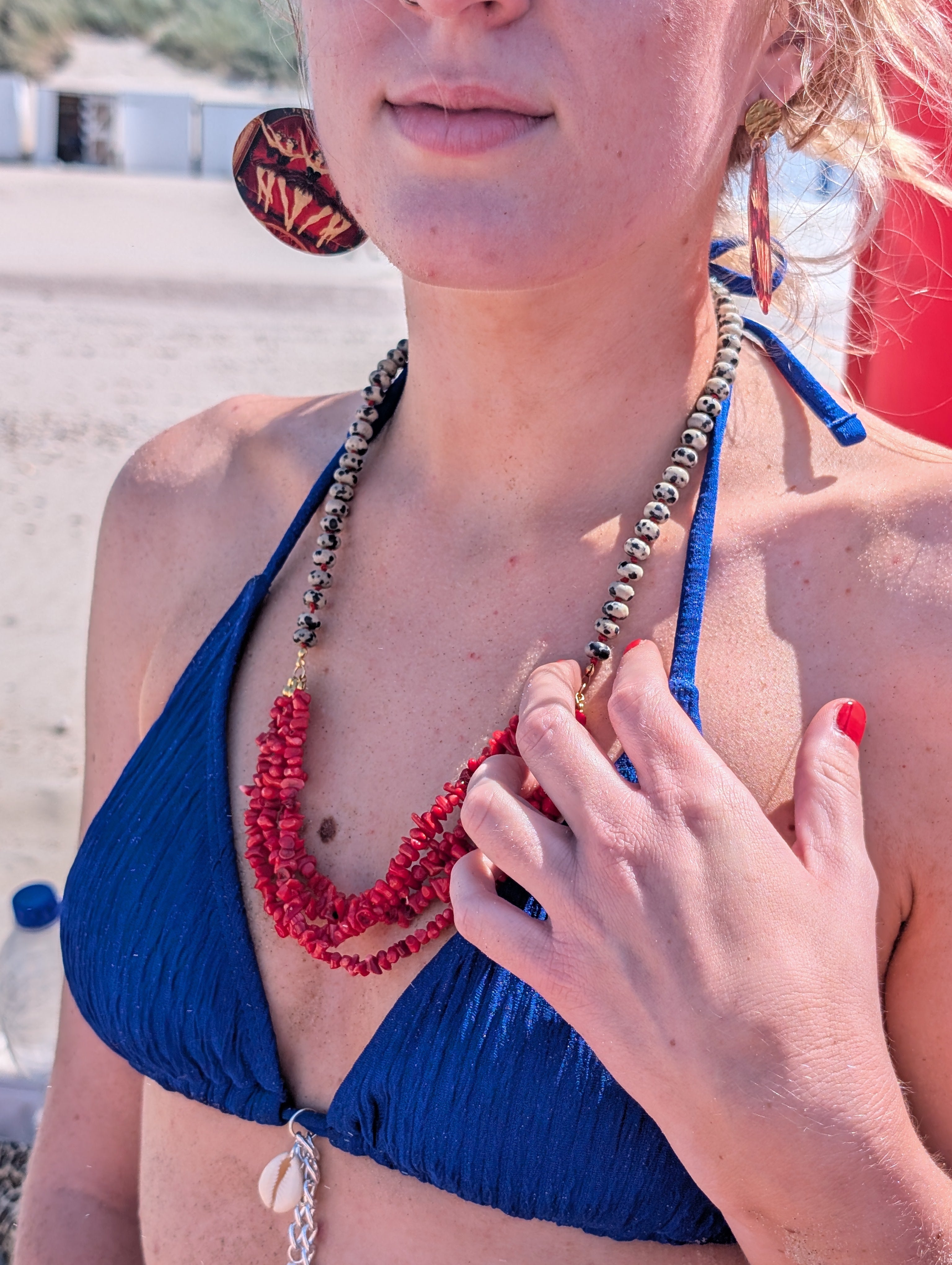 Halskette aus Dalmatiner Jaspis und Bambuskoralle