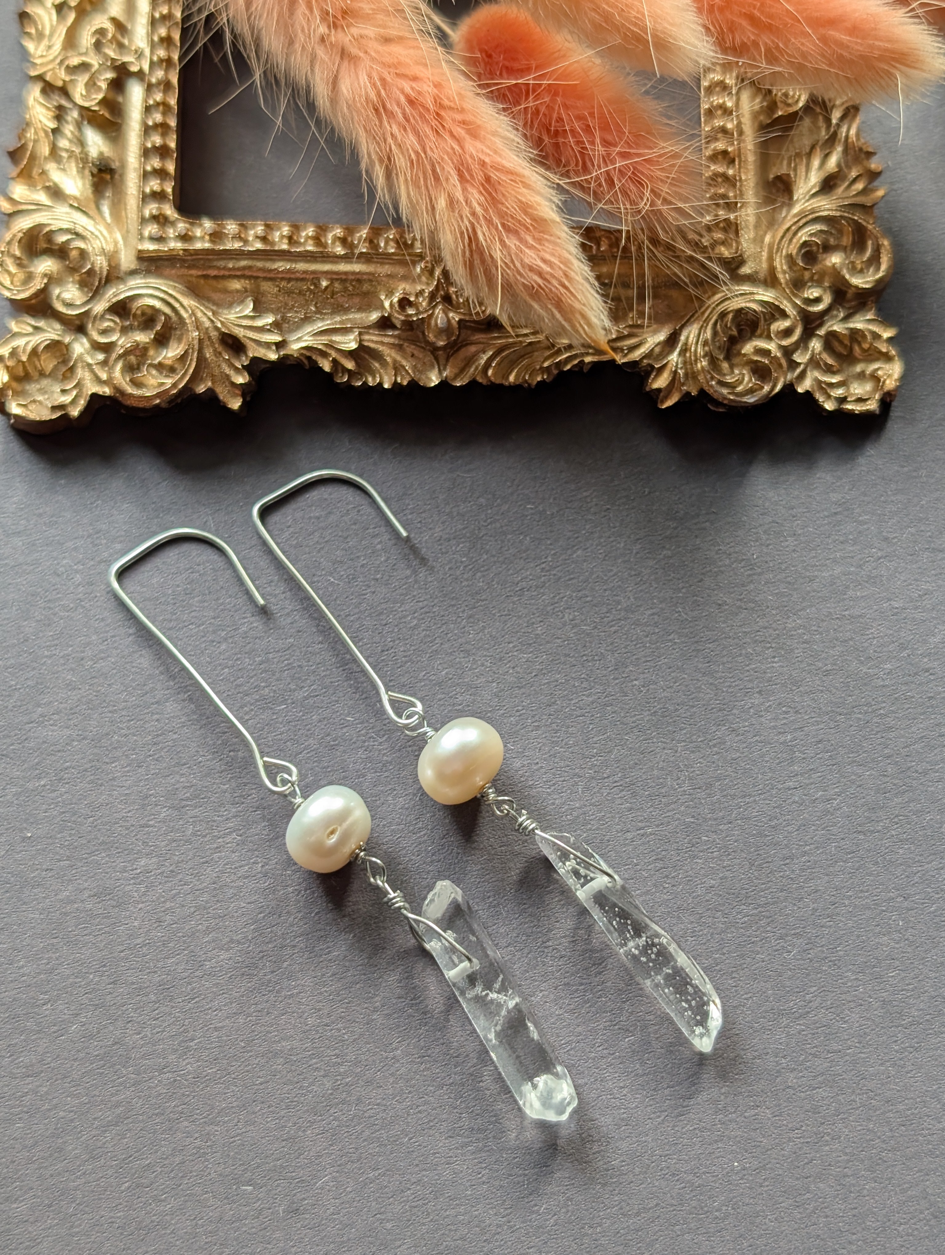 Istapp Pearl - Ohrhänger mit Quarz und  Perle