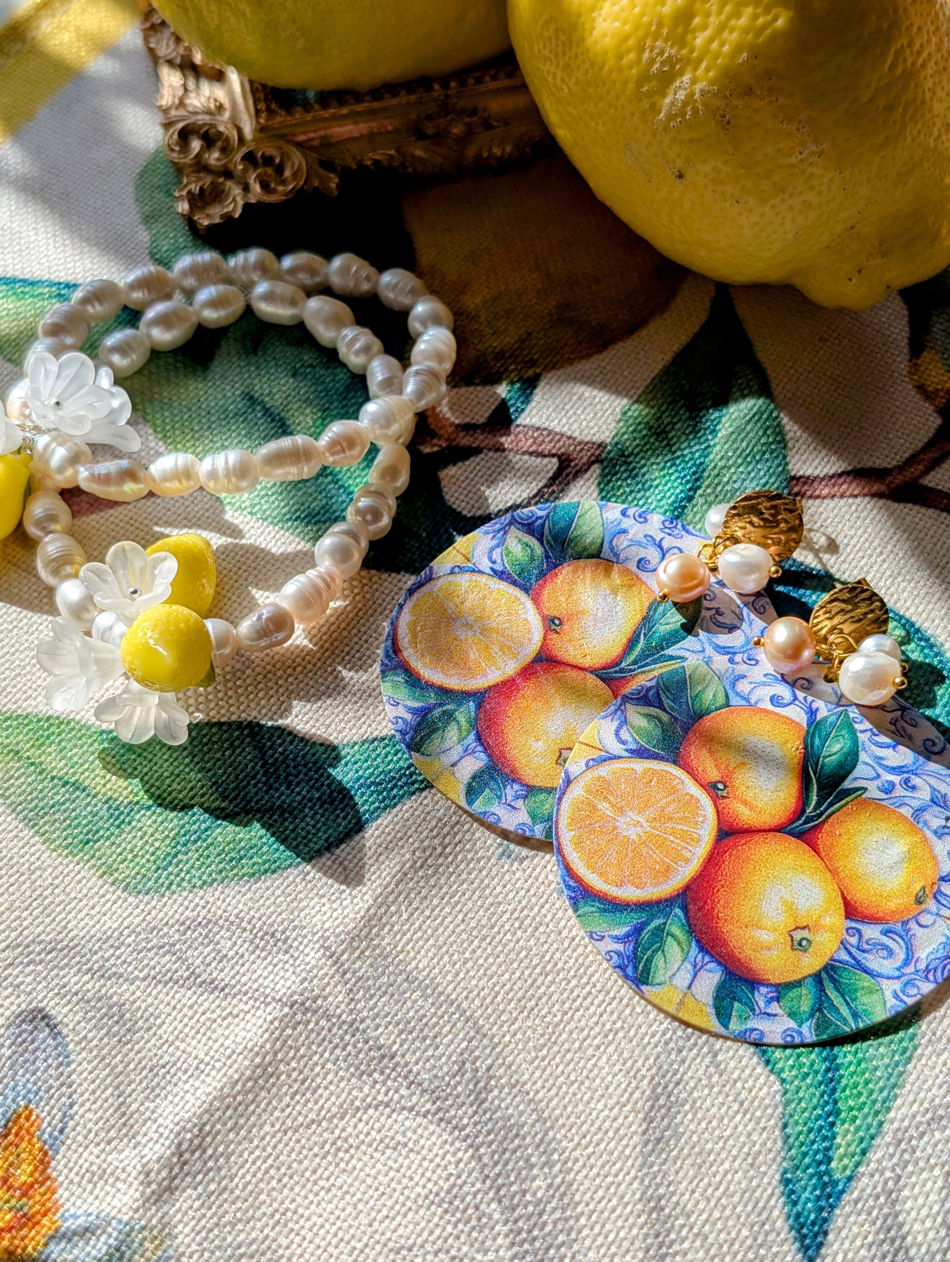 Luce di Amalfi – „Das Licht von Amalfi“ - Ohrringe aus Perlmutt mit Zitronenmuster