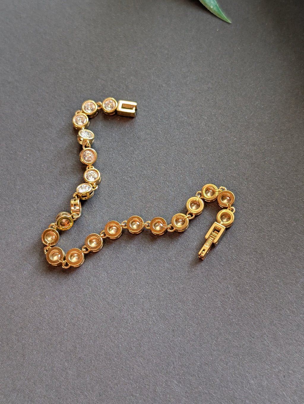 Tennisarmband "Match-Point" - Tennisarmband aus Edelstahl und Zirkonia