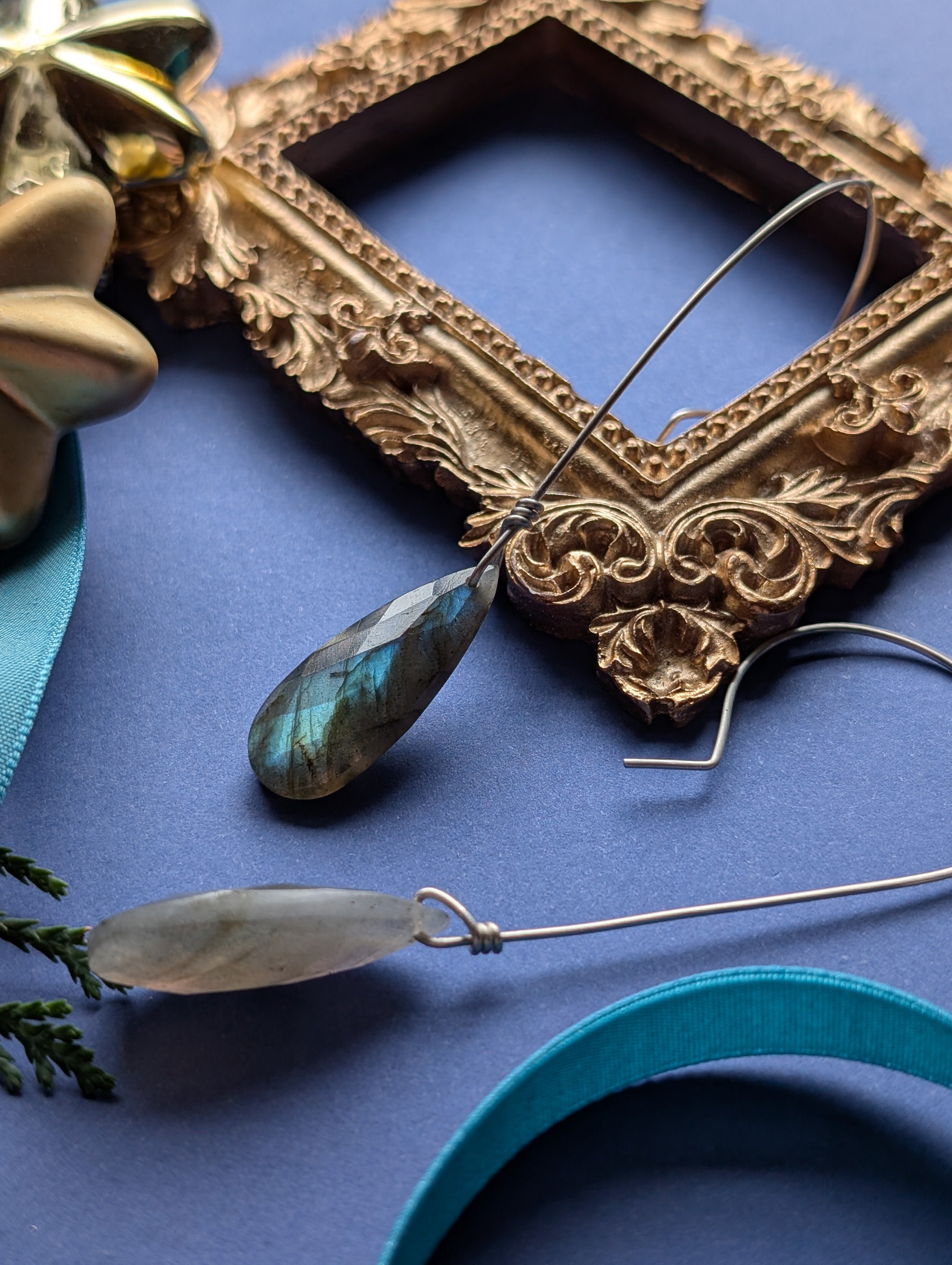 Ohrhänger "Velvet Briolettes" - Lange Ohrhänger mit Labradorit