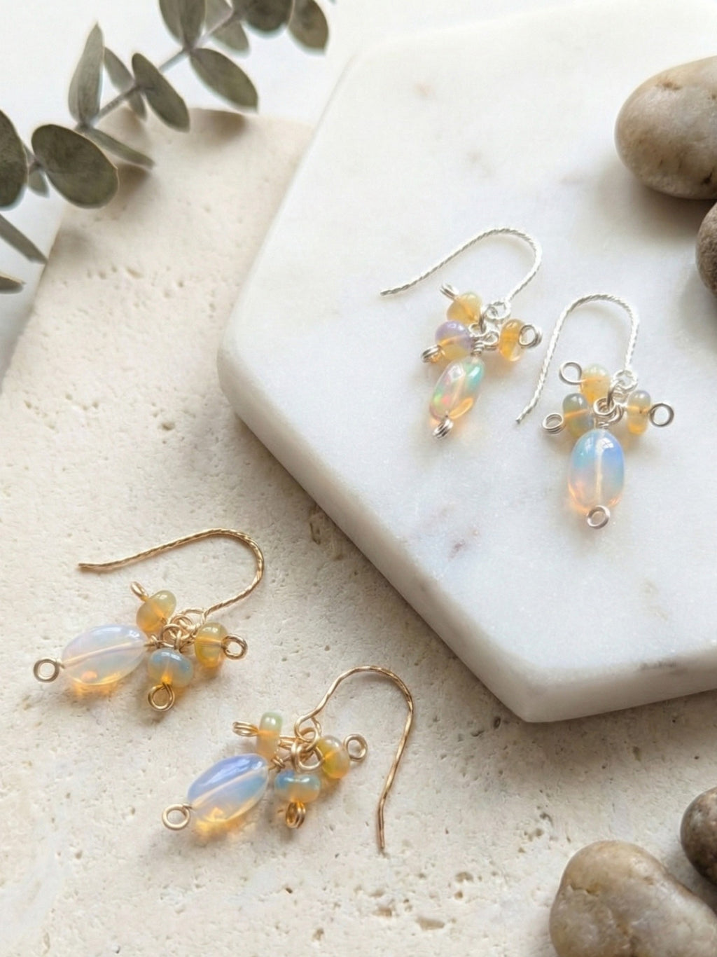 Northern Fire Lights - zarte Ohrhänger mit verschiedenen Feueropalen