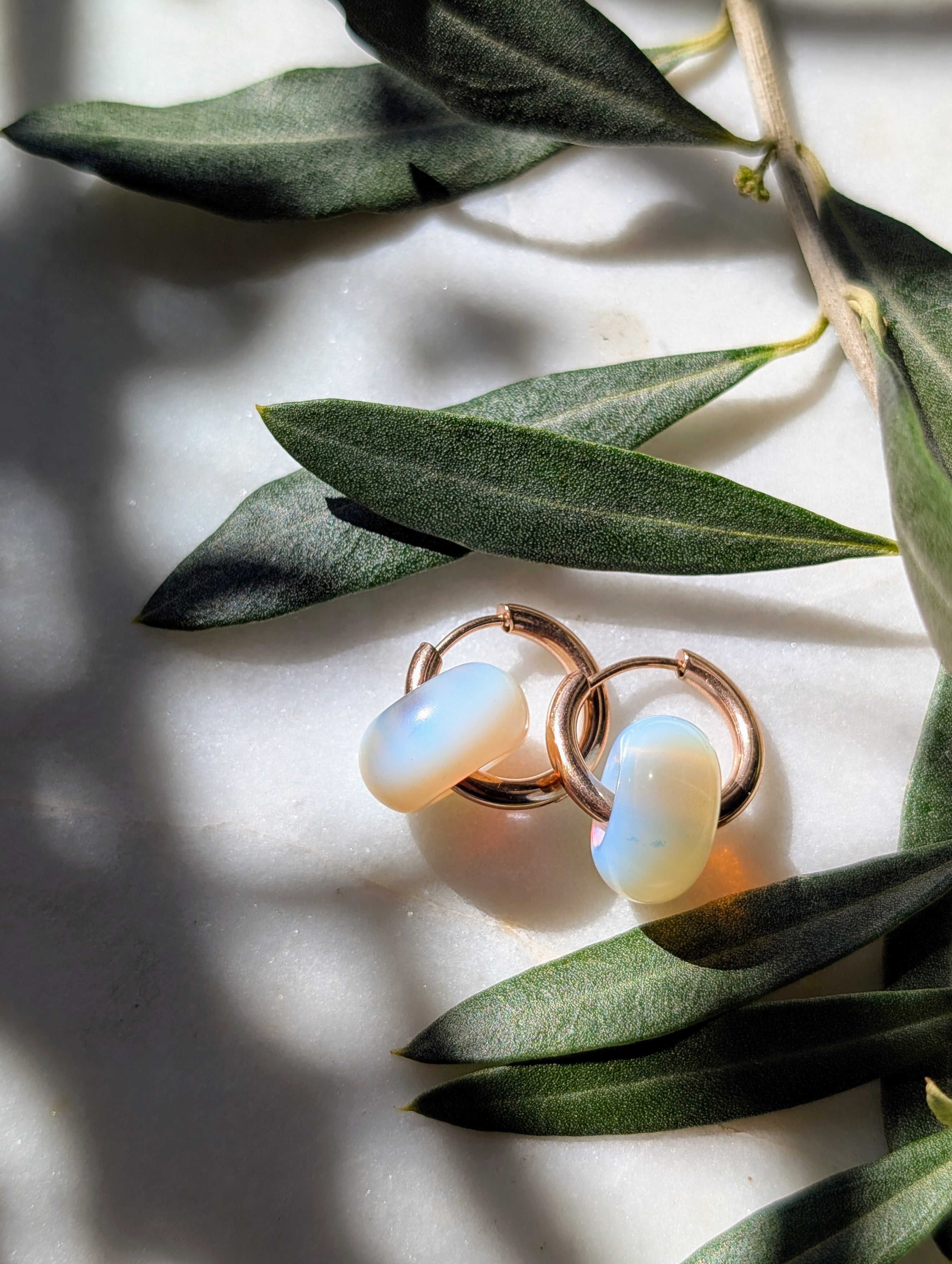 Creolen mit Edelstein Loop - Opalit