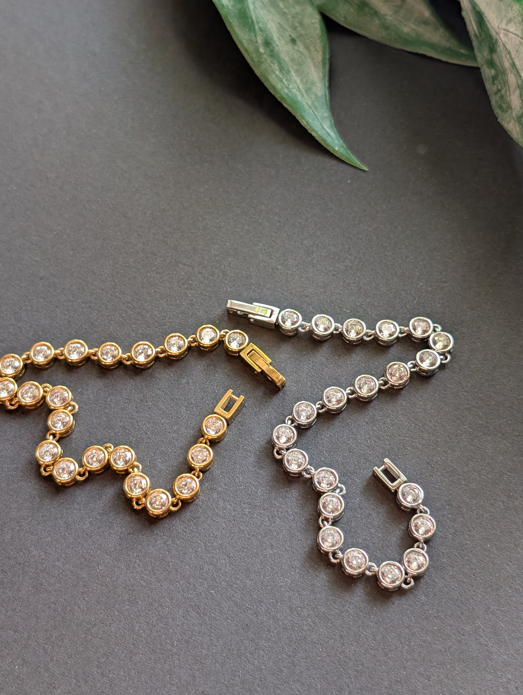 Tennisarmband "Match-Point" - Tennisarmband aus Edelstahl und Zirkonia