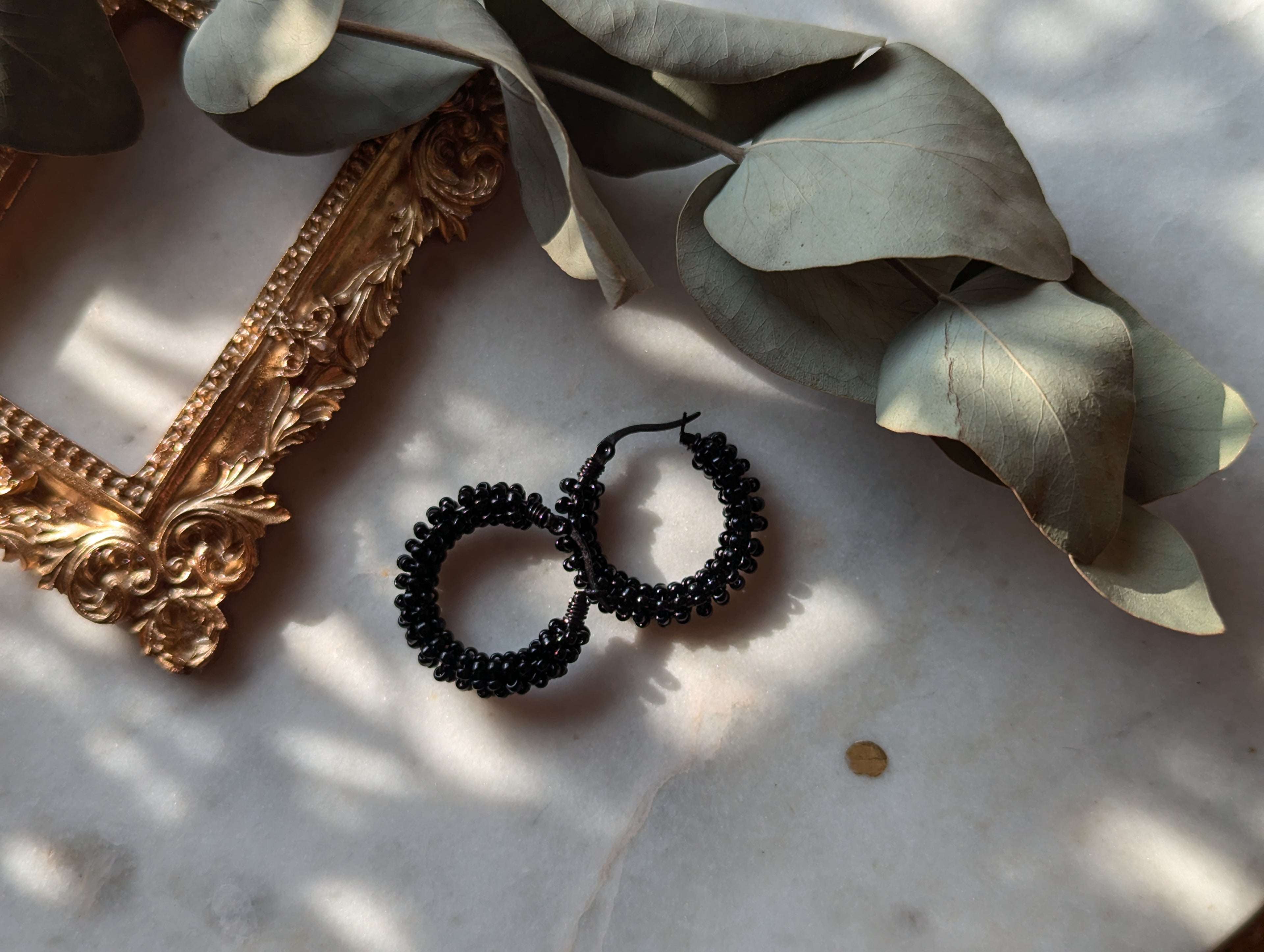 Boucles d'Oreilles Créoles Rocailles "Noir"